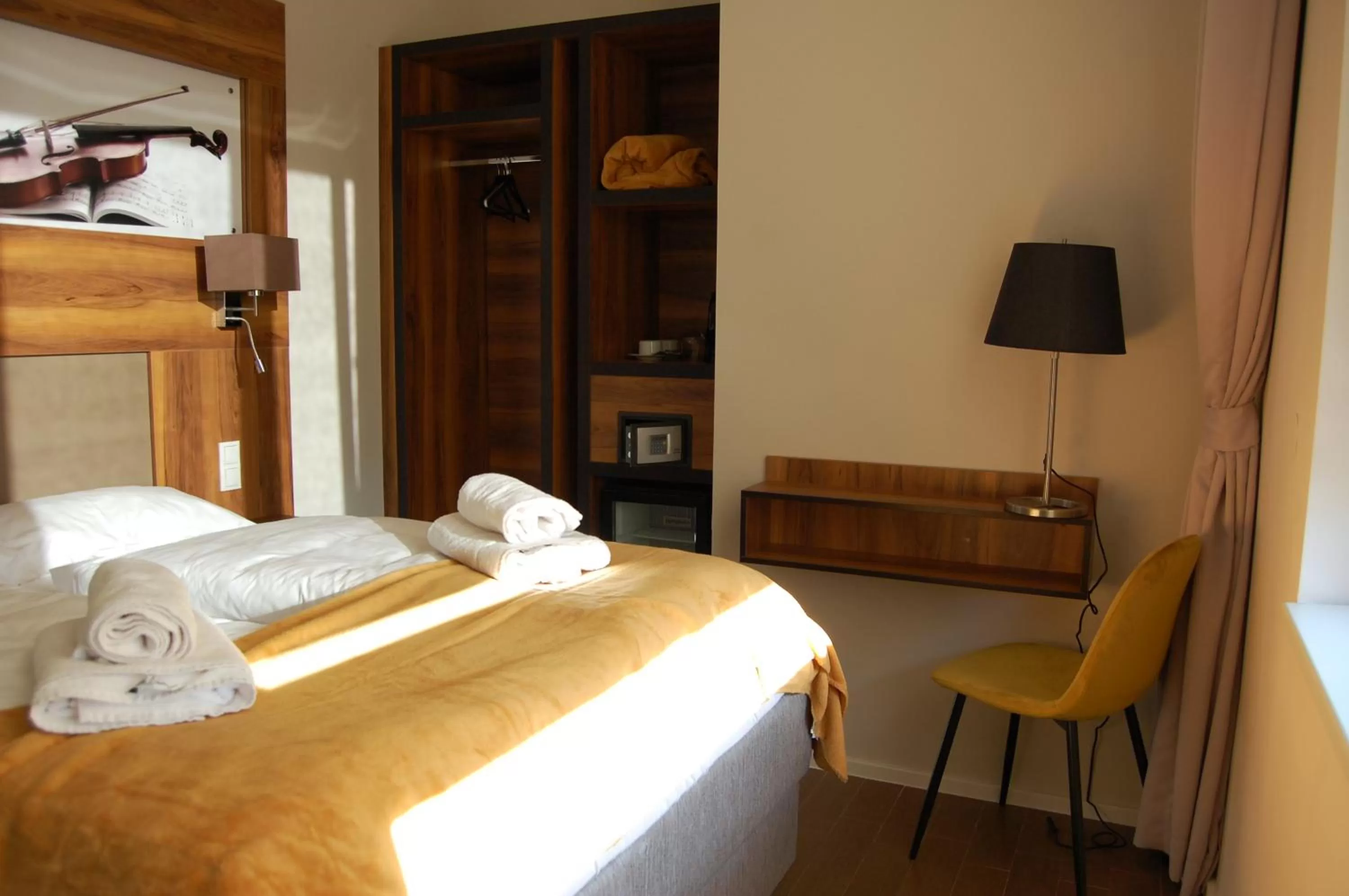 Bed in Apollo Hotel Vienna