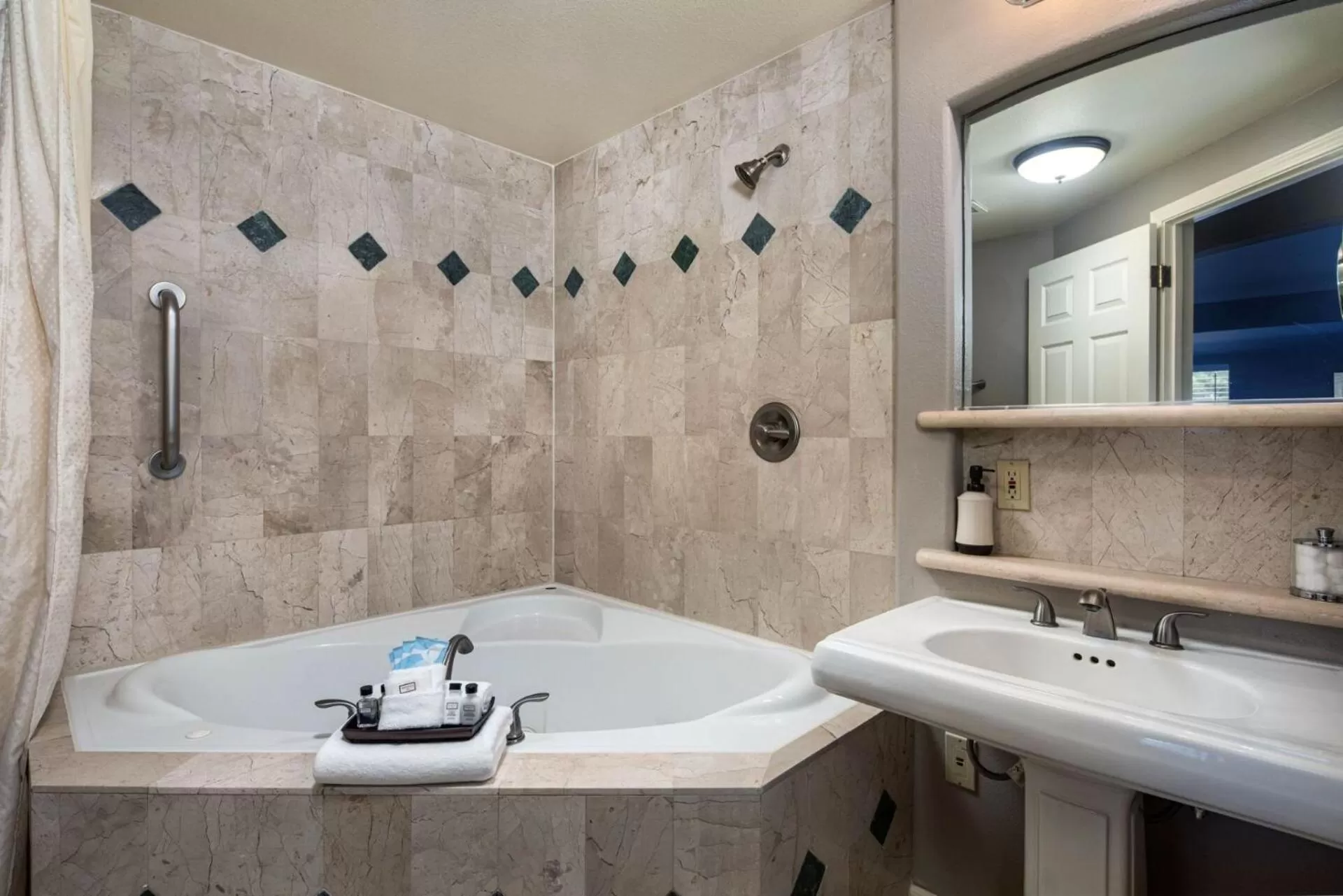 Inn Above Oak Creek Sedona