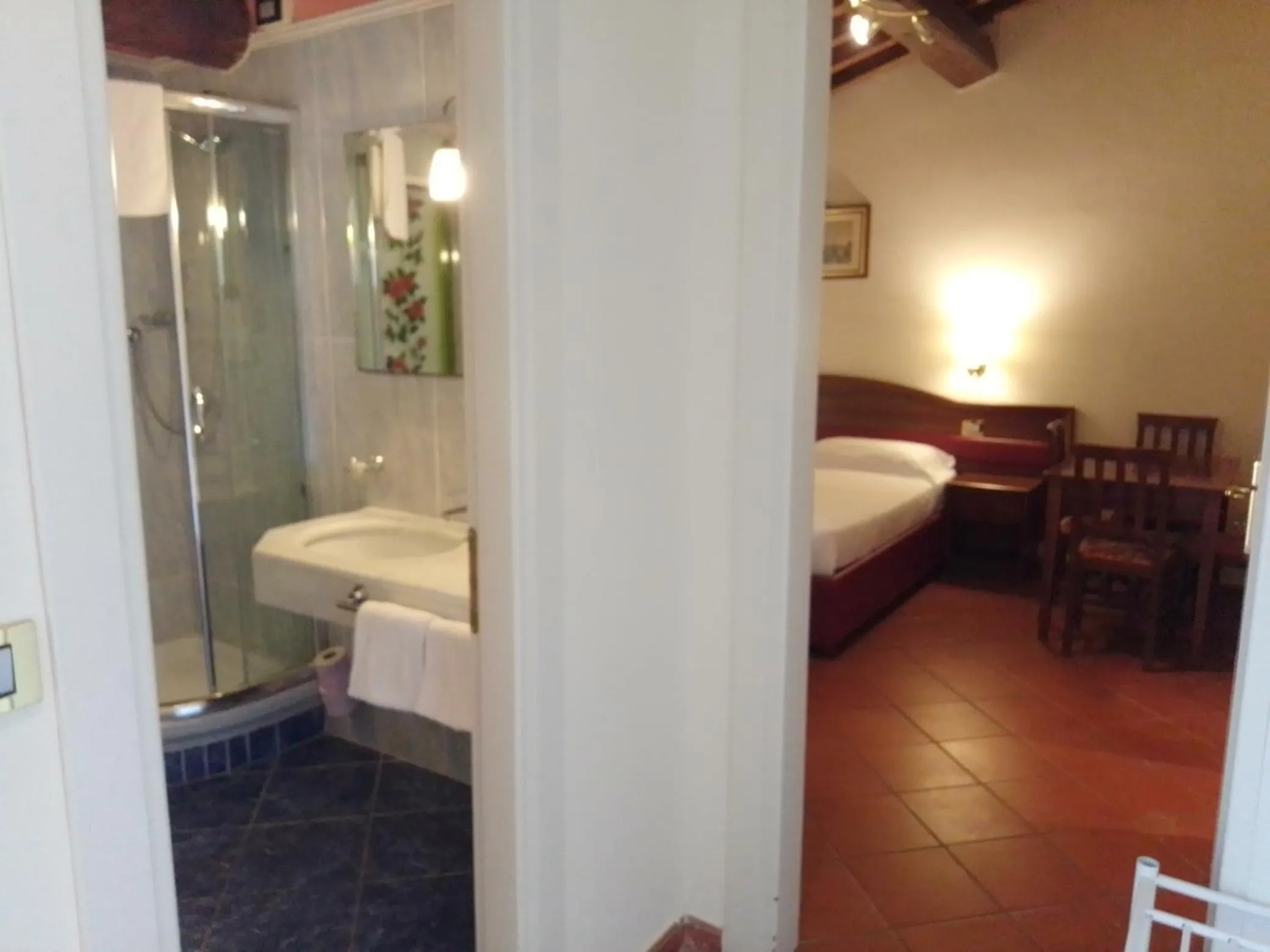 Bathroom, Bed in Relais La Corte di Cloris