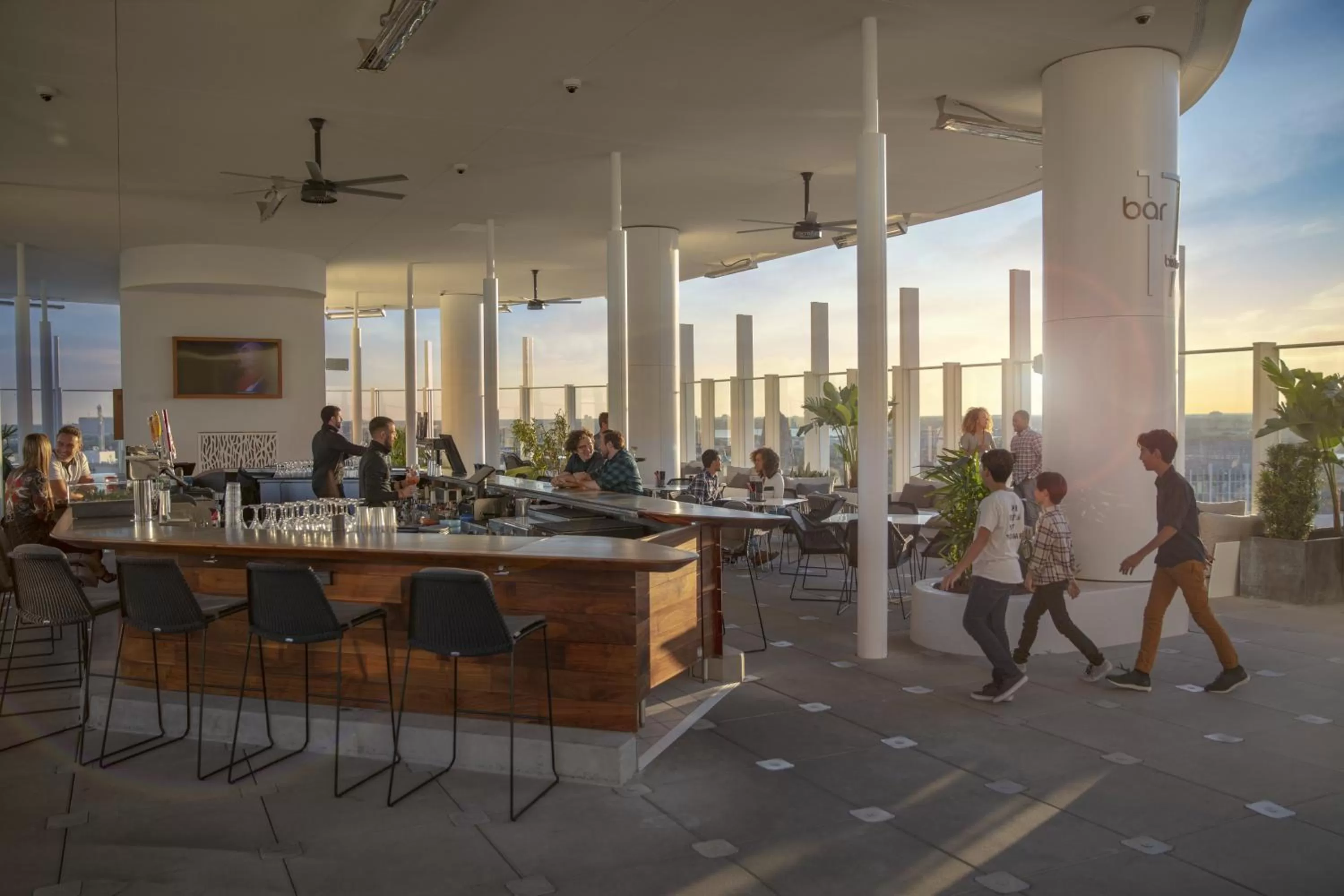 Lounge or bar in Universal's Aventura Hotel