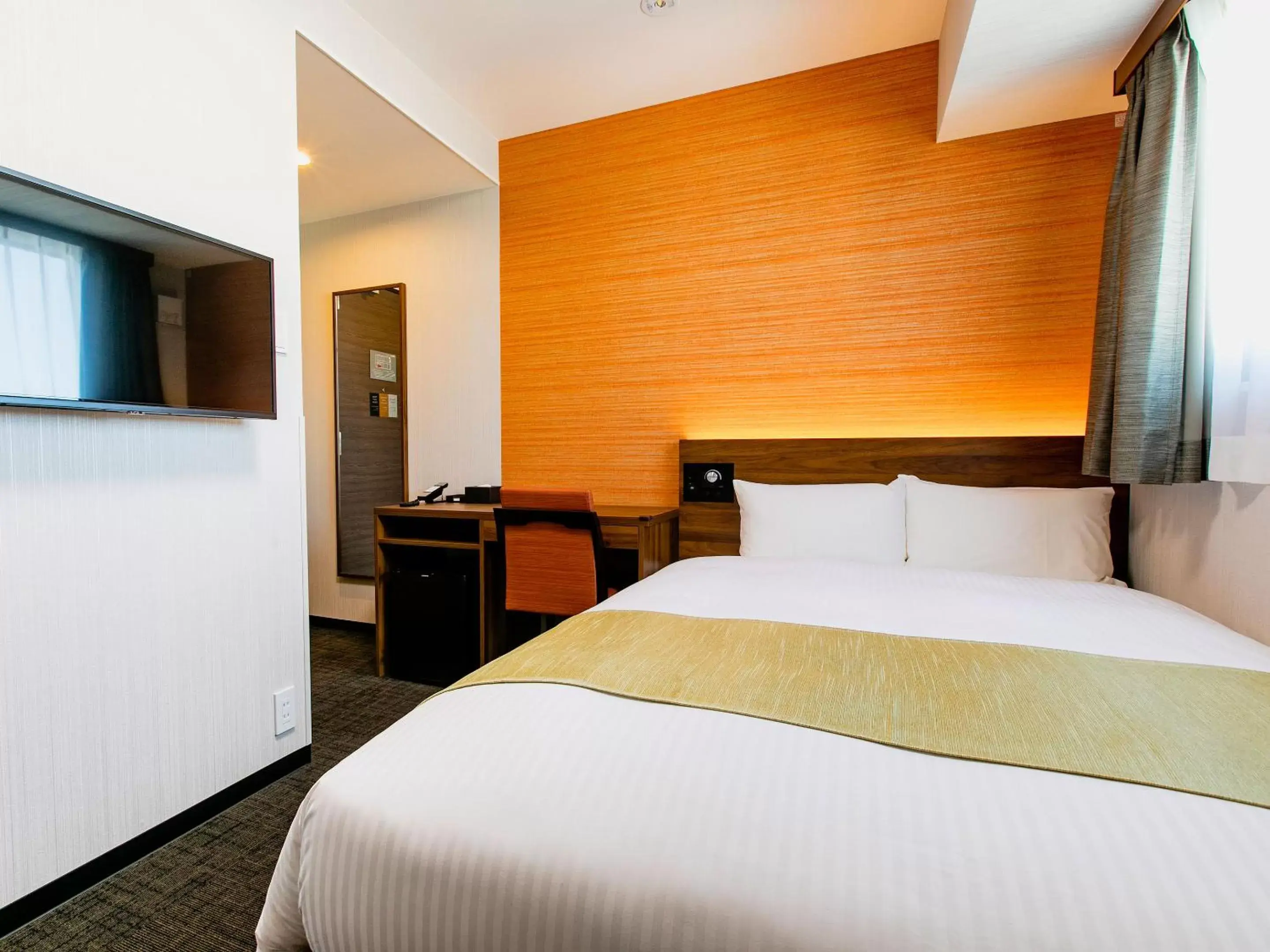 Superior Double Room in KOKO HOTEL Takamatsu - formerly Hotel Wing Takamatsu Superior Double Room in KOKO HOTEL Takamatsu - formerly Hotel Wing Takamatsu