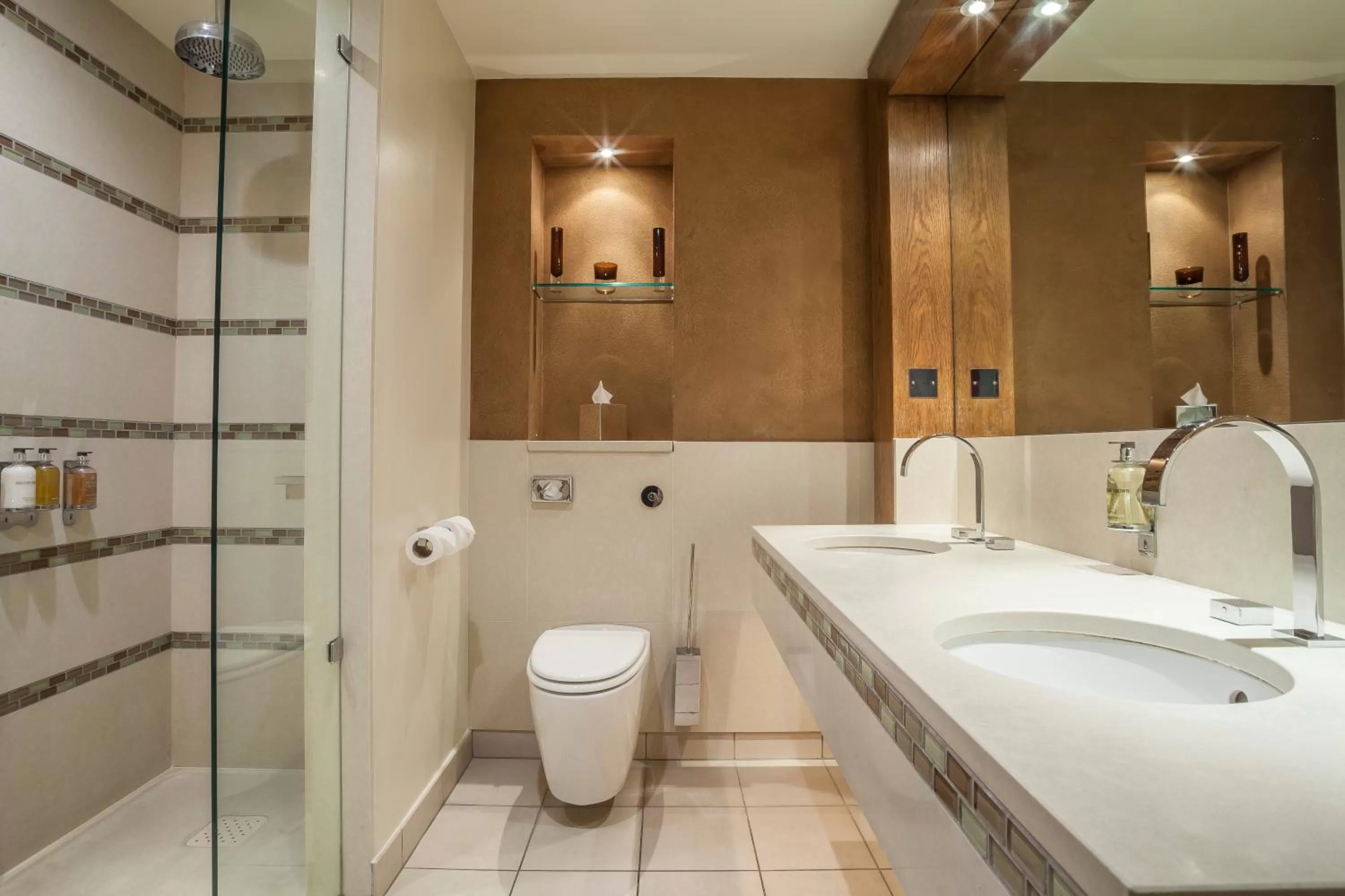 Shower in The Roseate Reading