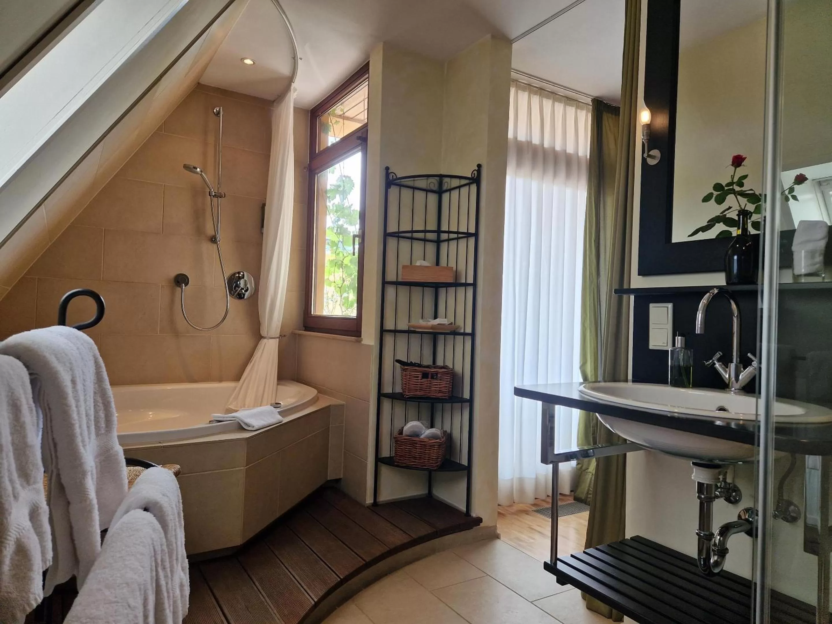 Bathroom, Seating Area in Laurentius Boutique-Hotel & Restaurant