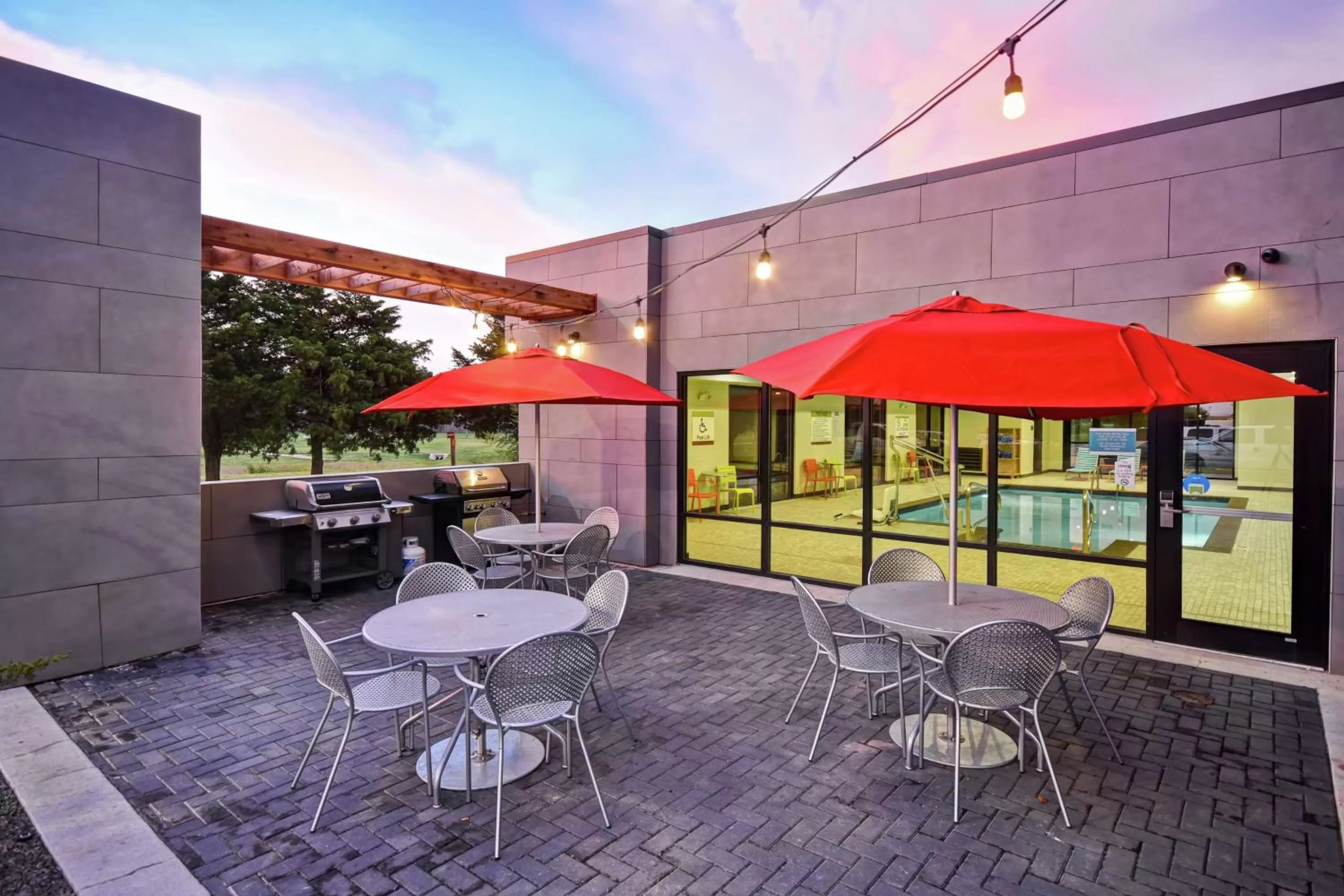 Pool view in Home2 Suites By Hilton El Reno