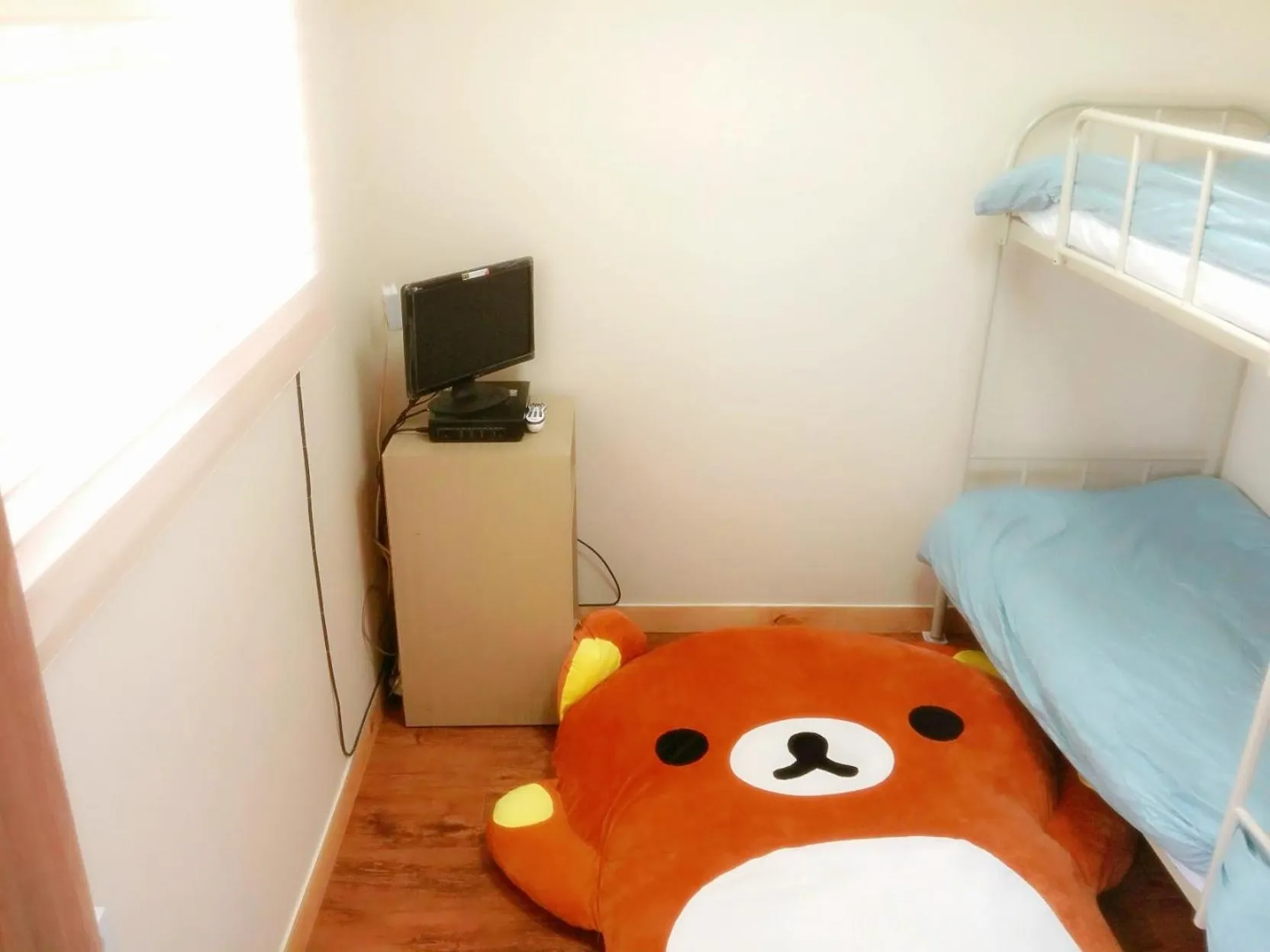 Decorative detail, Bed in Naru Hostel Korea