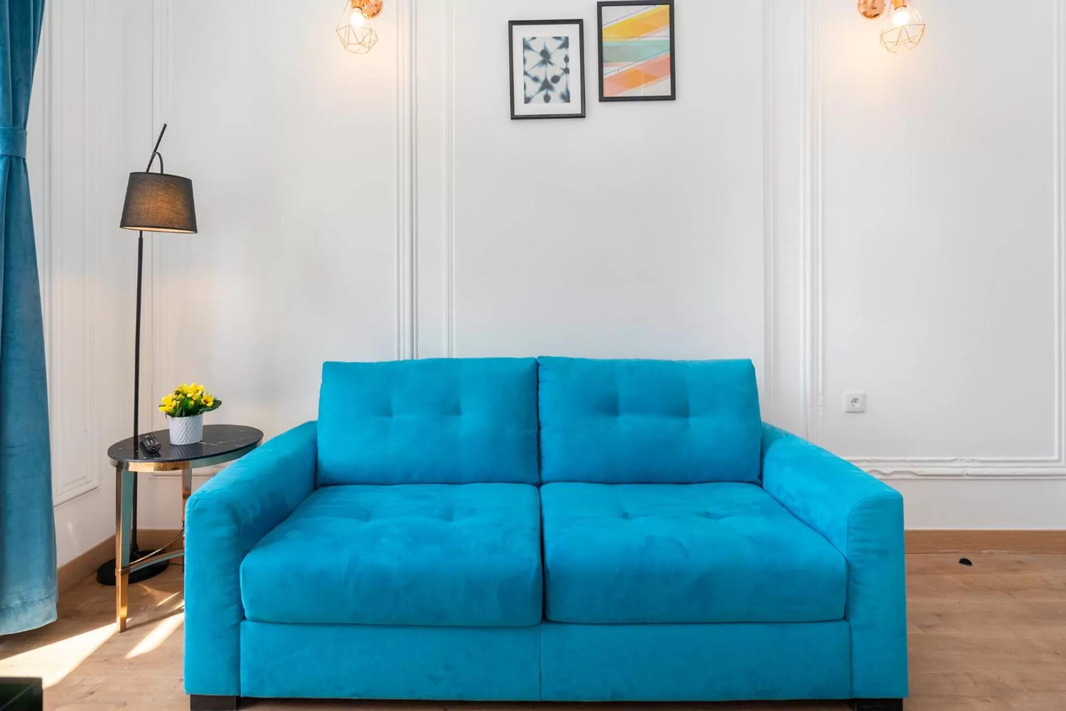 Seating area in Lisbon 5 Hotel