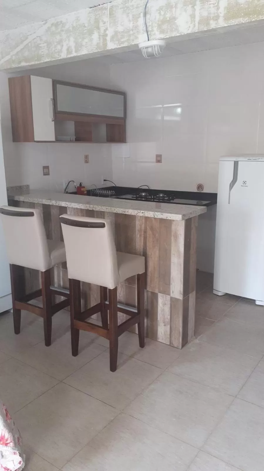 Kitchen or kitchenette, Kitchen/Kitchenette in Pousada Bangalôs Da Mole - Florianópolis