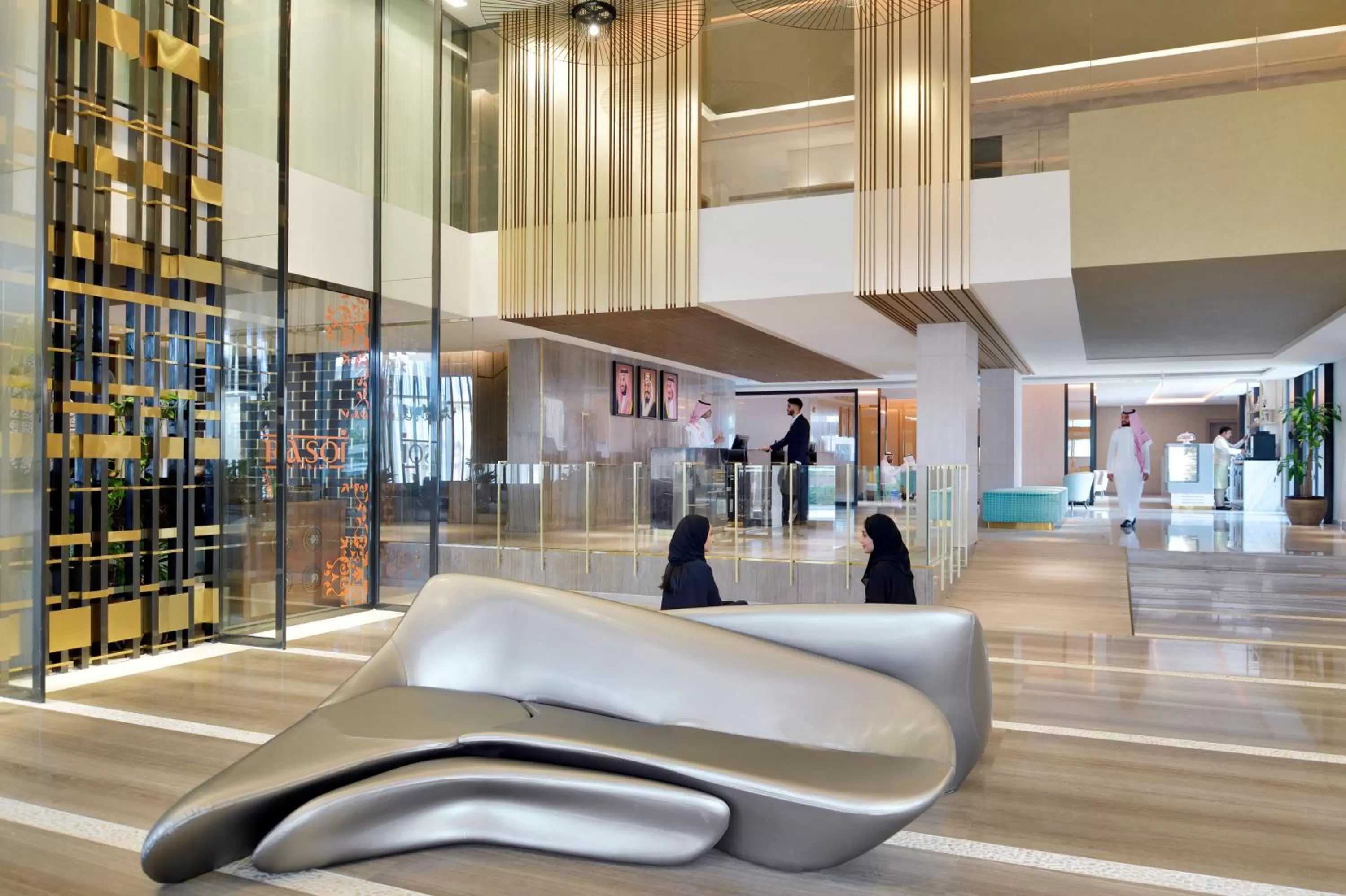 Lobby or reception in Mövenpick Hotel Tahlia Jeddah