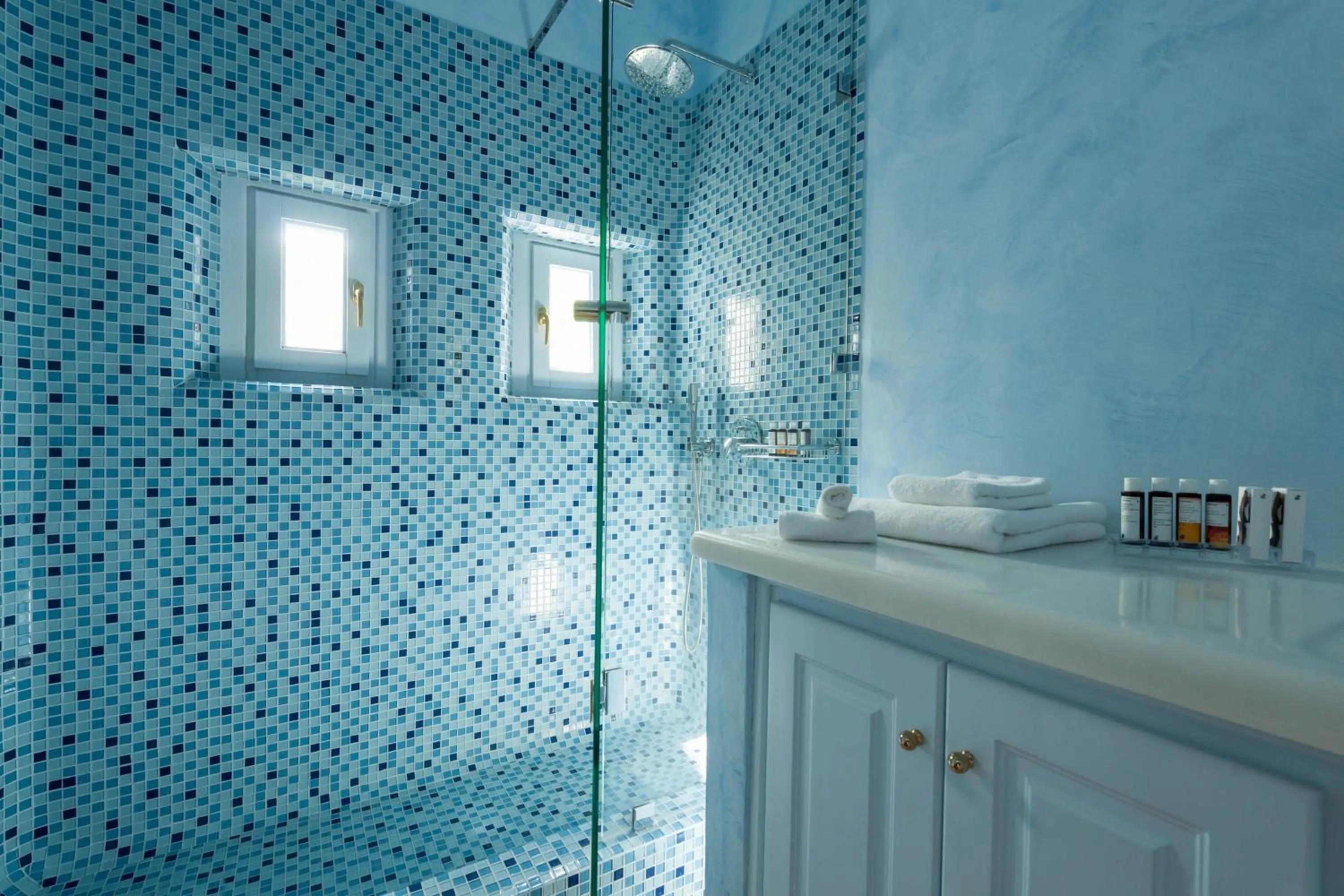 Bathroom in Aria Suites & Villas