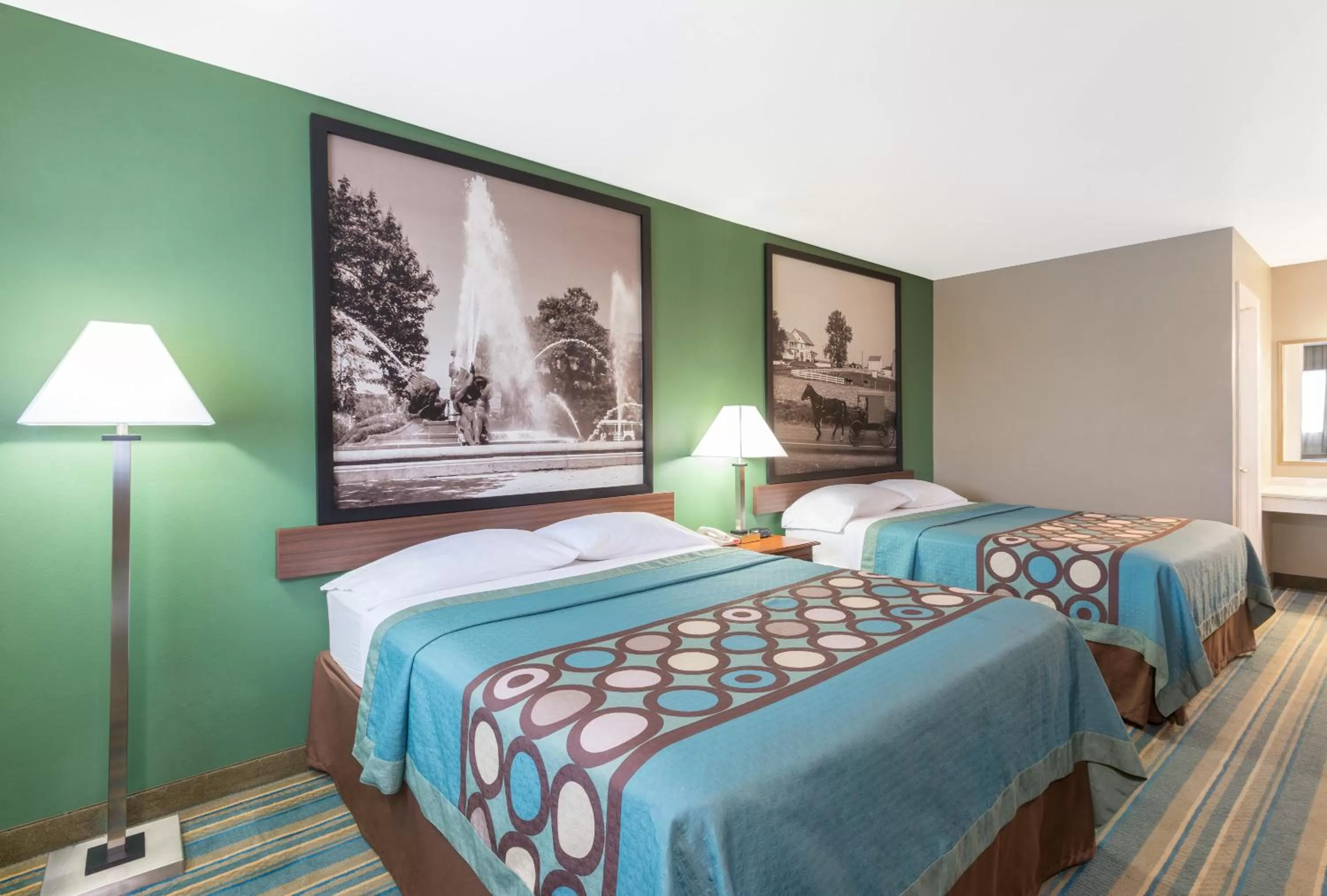 Bed in Super 8 by Wyndham Greencastle