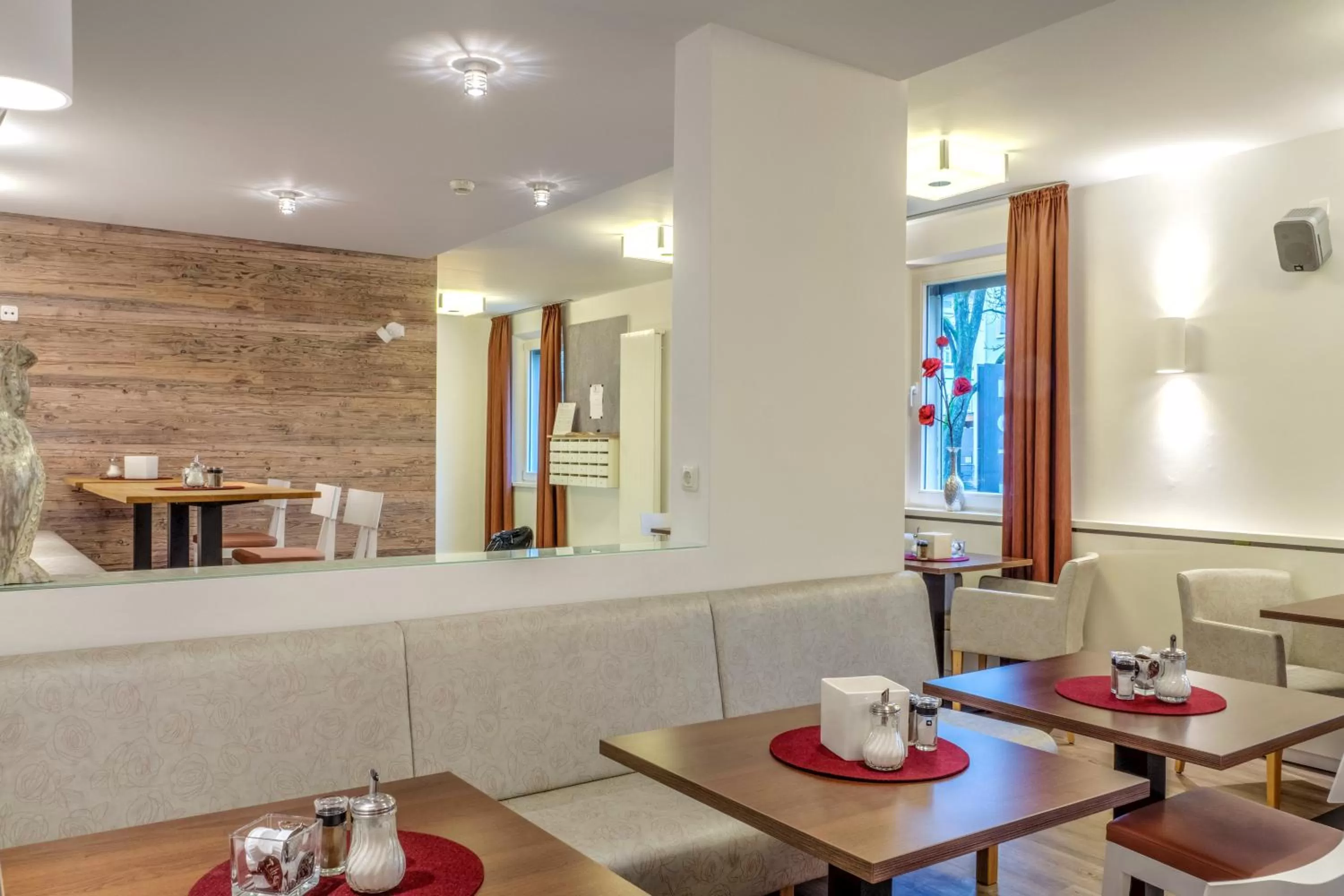 Dining area in Am Blumenhaus