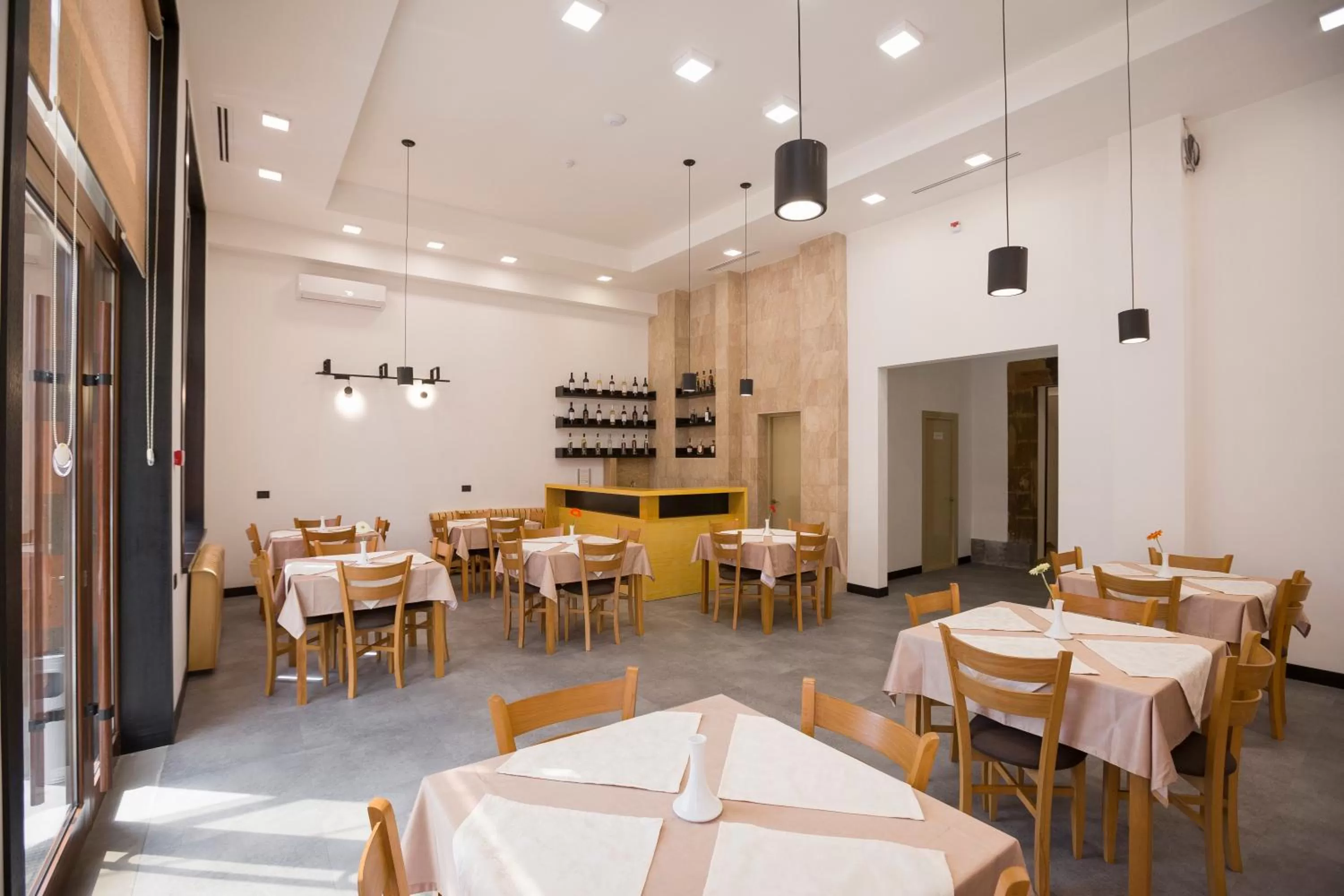 Restaurant/Places to Eat in AnnaBella Boutique Hotel