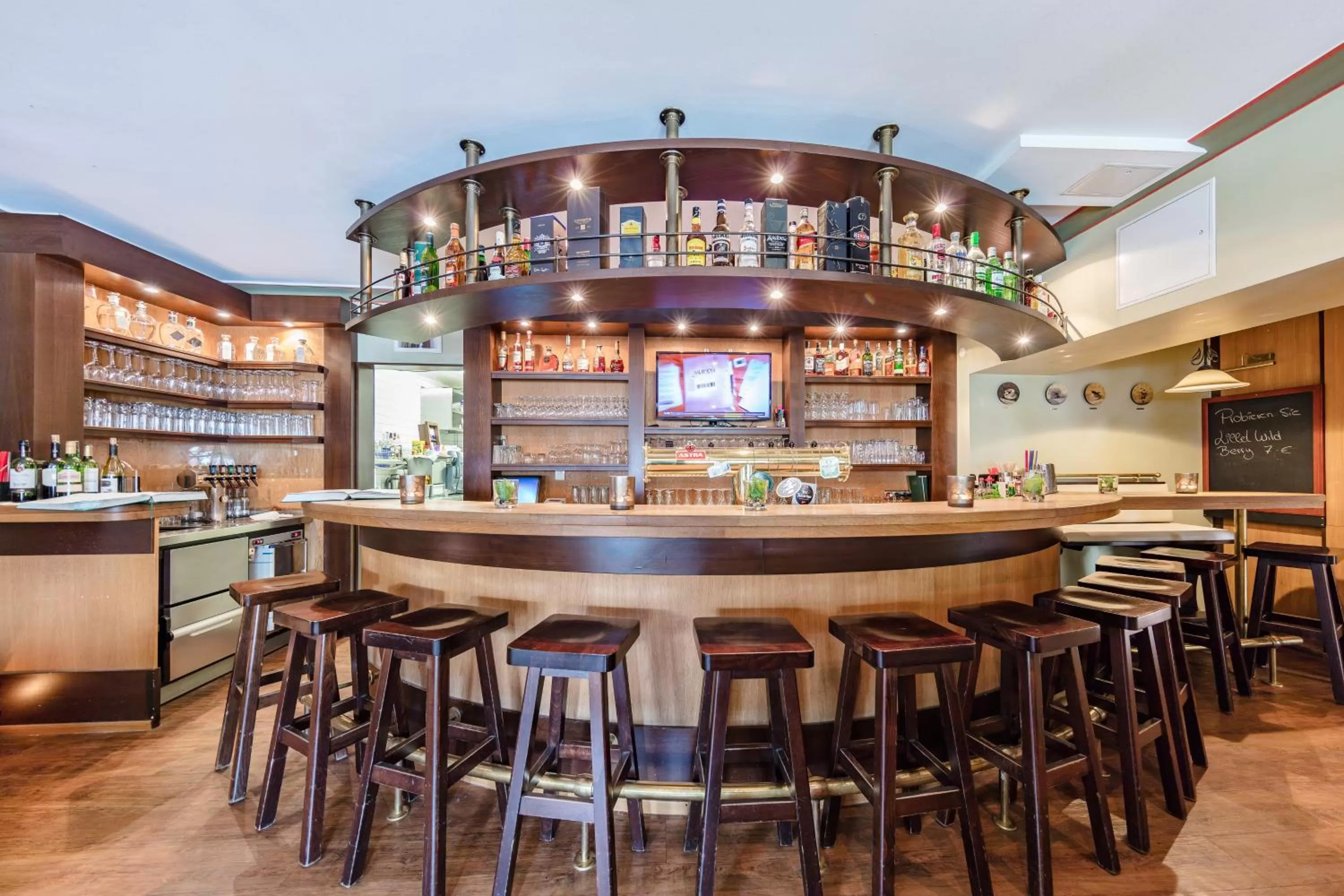 Lounge or bar in Hotel Zum Zeppelin Hamburg