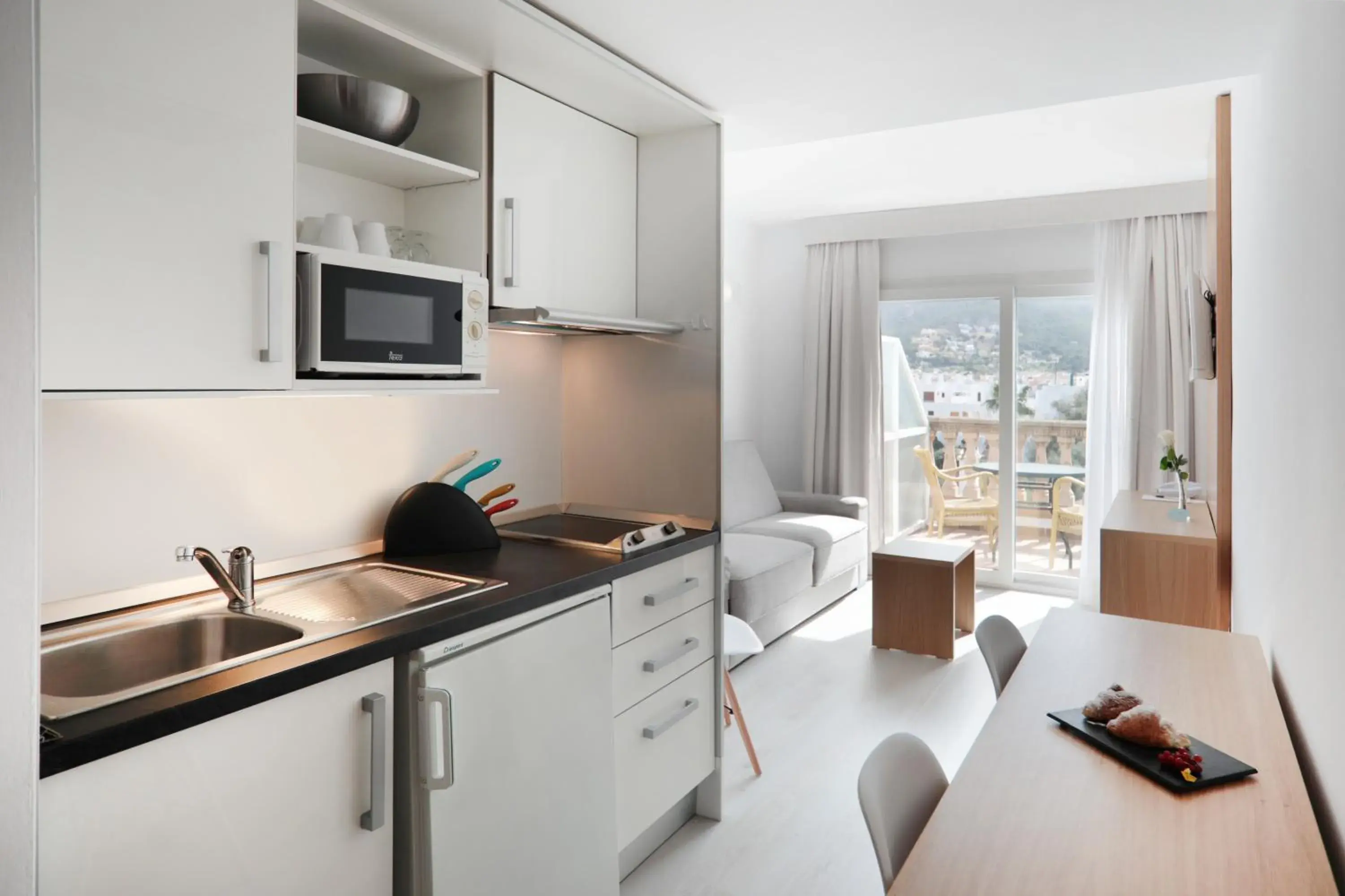 Superior Apartment in Hotel La Pergola Mallorca Superior Apartment in Hotel La Pergola Mallorca