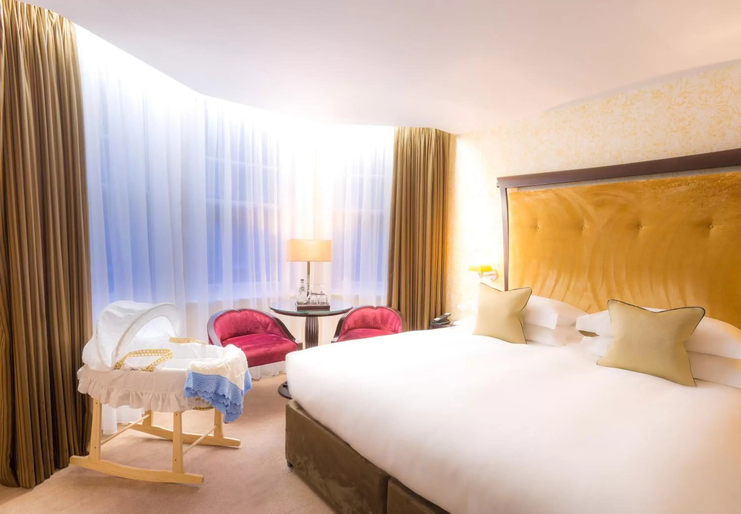 Deluxe Double Room in Ten Manchester Street Hotel Deluxe Double Room in Ten Manchester Street Hotel