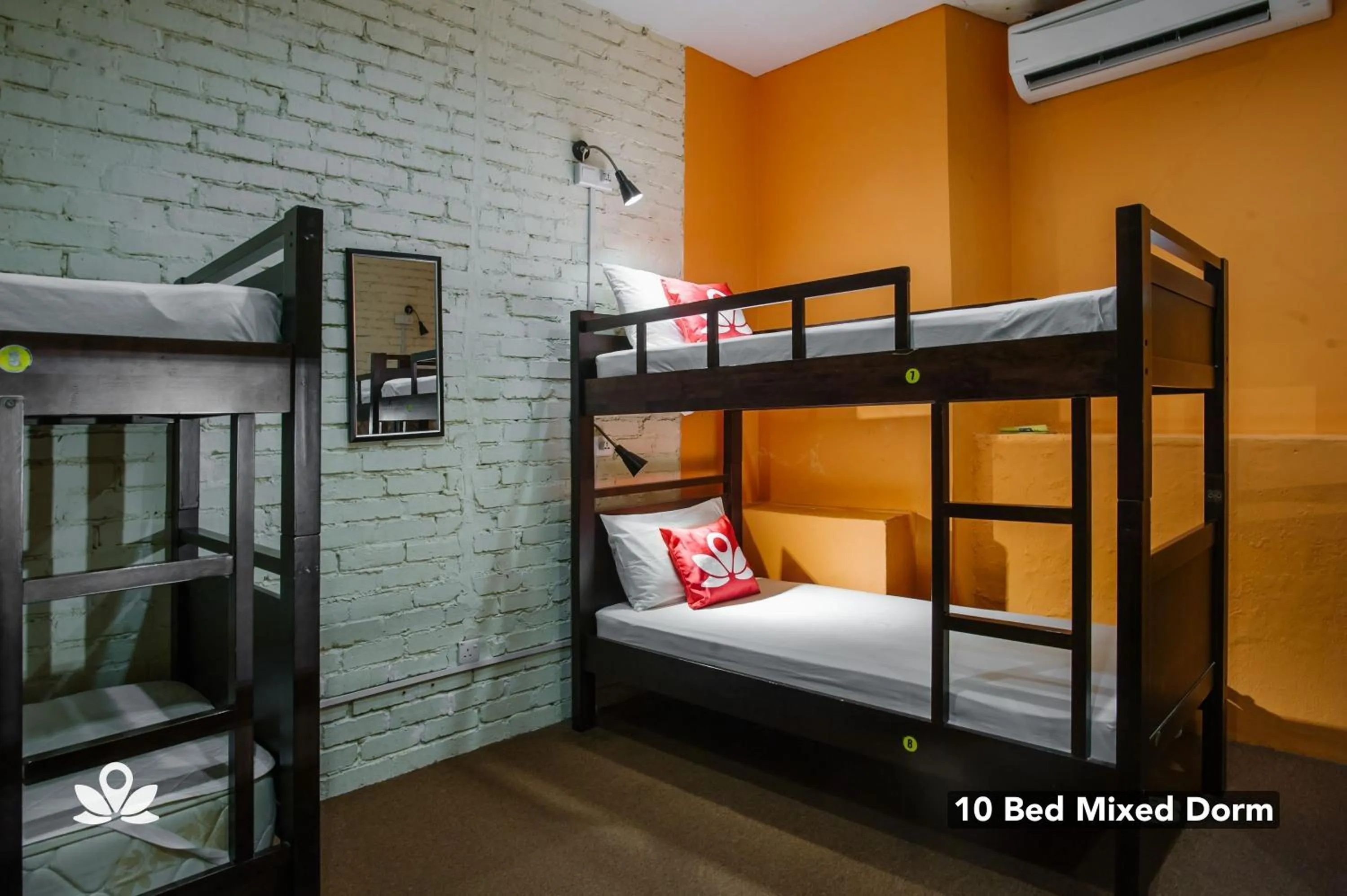 bunk bed, Bed in The Explorers Guesthouse and Hostel