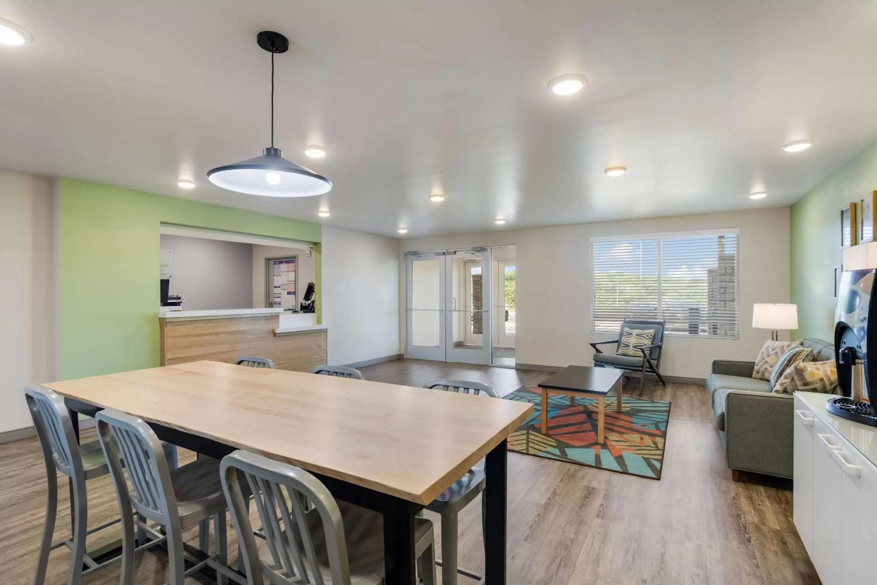 Lobby or reception in WoodSpring Suites Smyrna-La Vergne