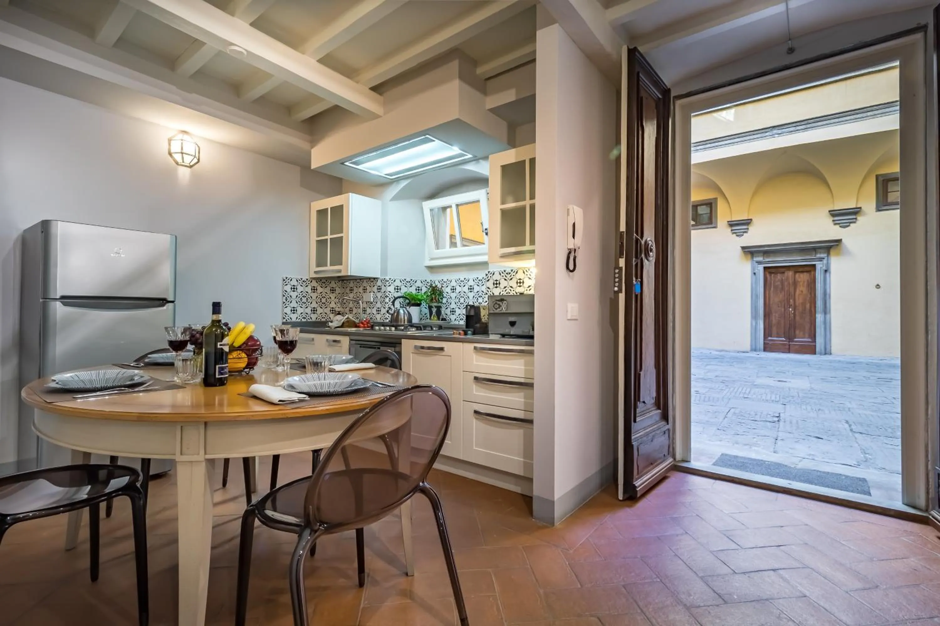 Dining area in Palazzo Ridolfi - Residenza d'Epoca