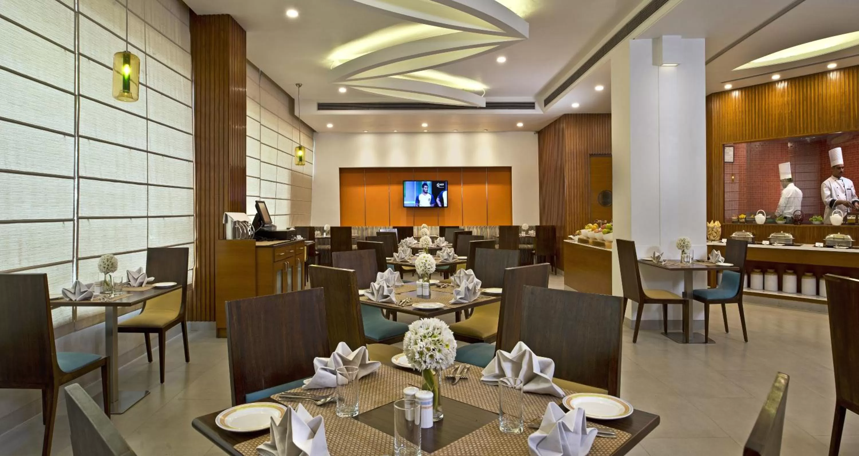 Restaurant/places to eat in Nirwana Hometel Jaipur- A Sarovar Hotel