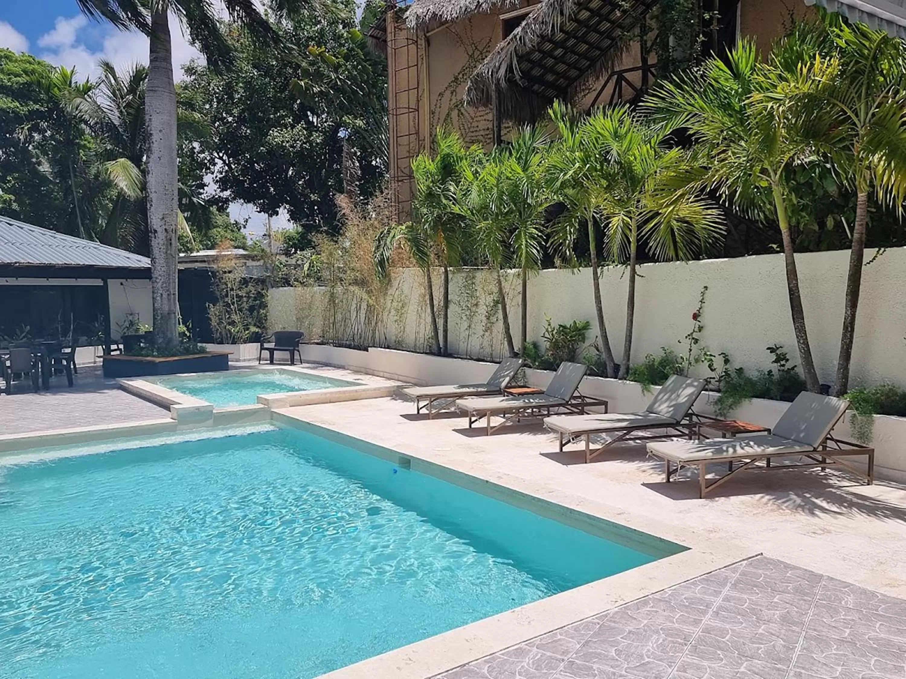 Pool view in Hotel Sea Breeze Sosua