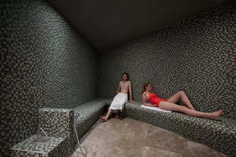 People in Le Grand Pavillon Chantilly