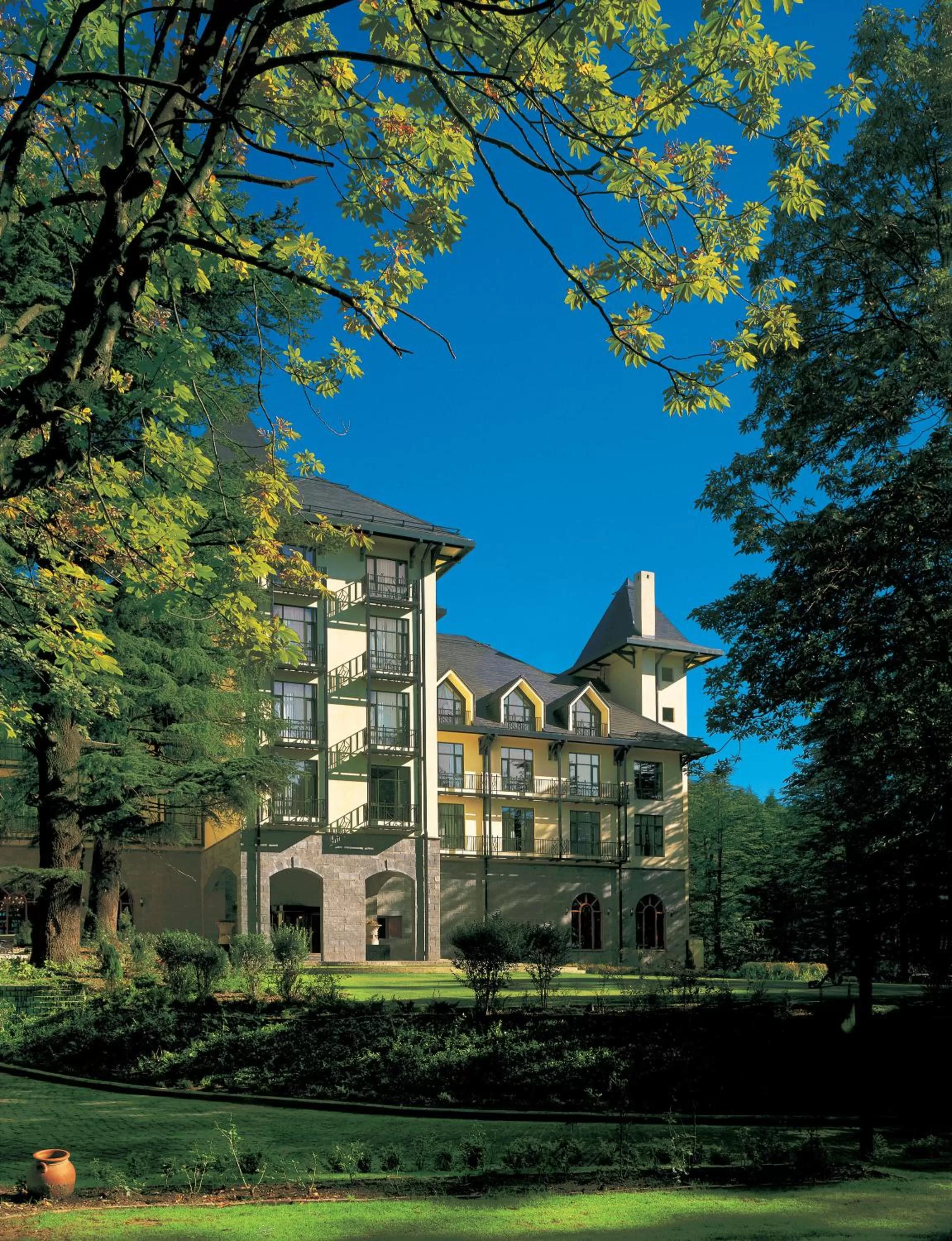 Facade/entrance in Wildflower Hall, An Oberoi Resort, Shimla
