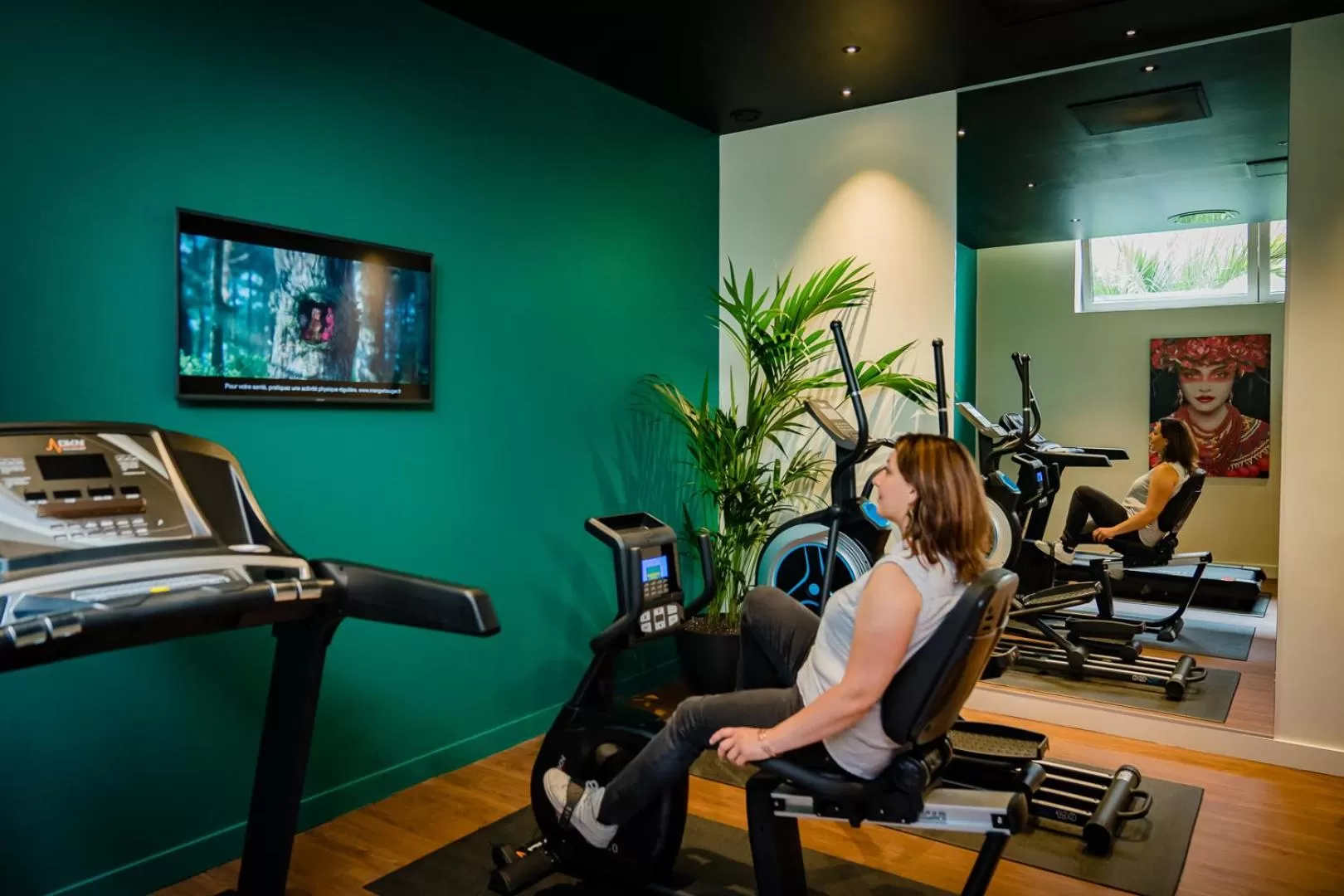Fitness centre/facilities in Aiden by Best Western Lorient Centre