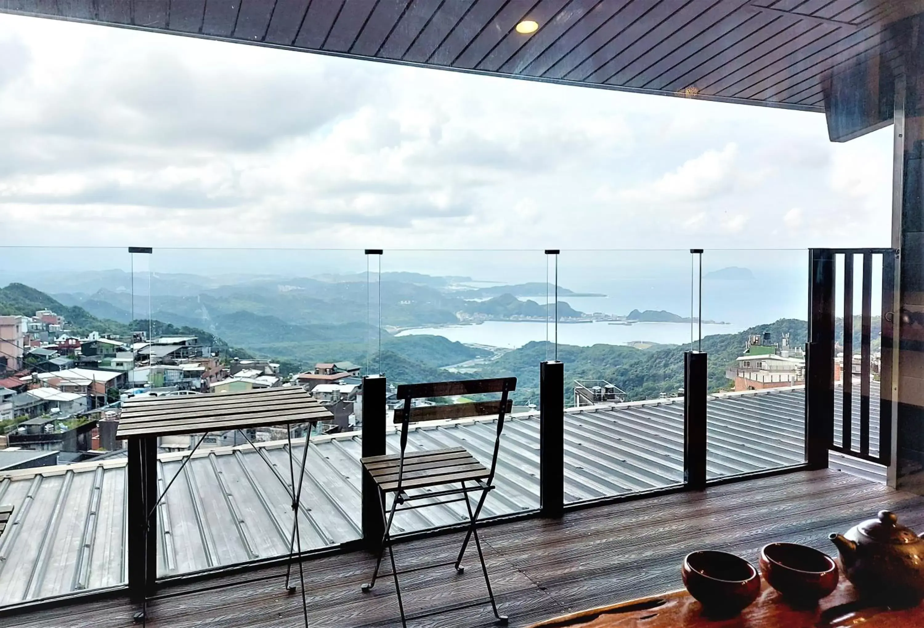 Deluxe Double Room with Sea View in Dosun B&B Deluxe Double Room with Sea View in Dosun B&B