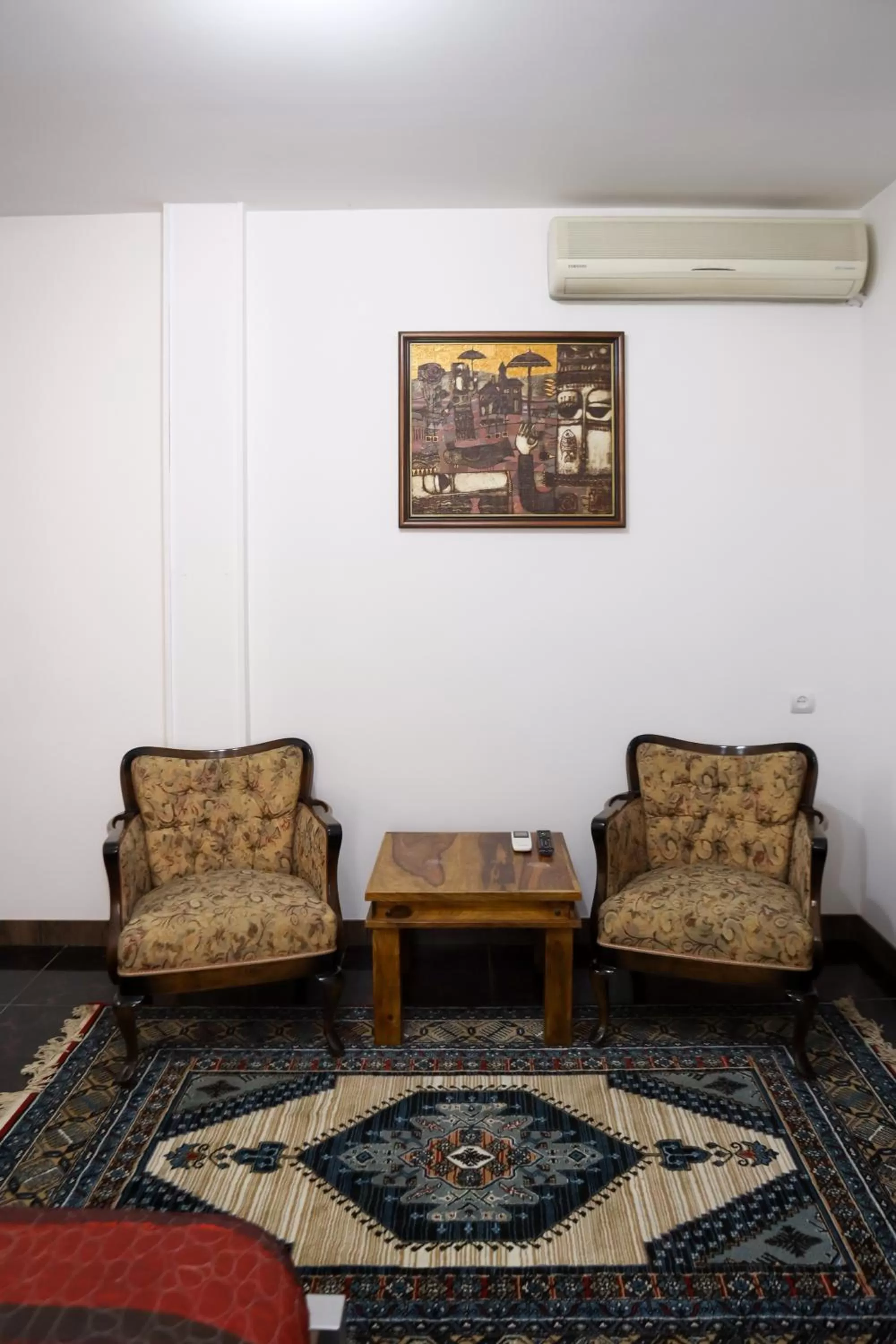 Seating Area in NO PROBLEM