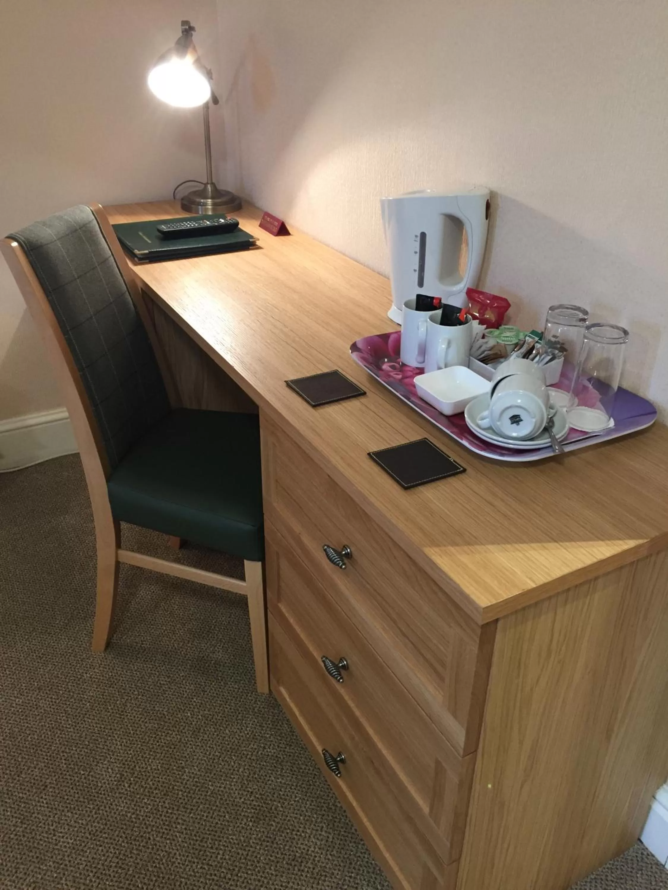 Coffee/tea facilities in The Chetwynde Hotel