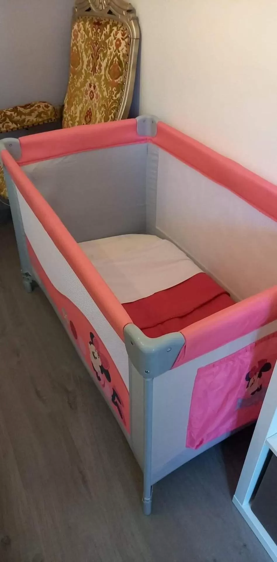 Bed in Au petit nid Froissart