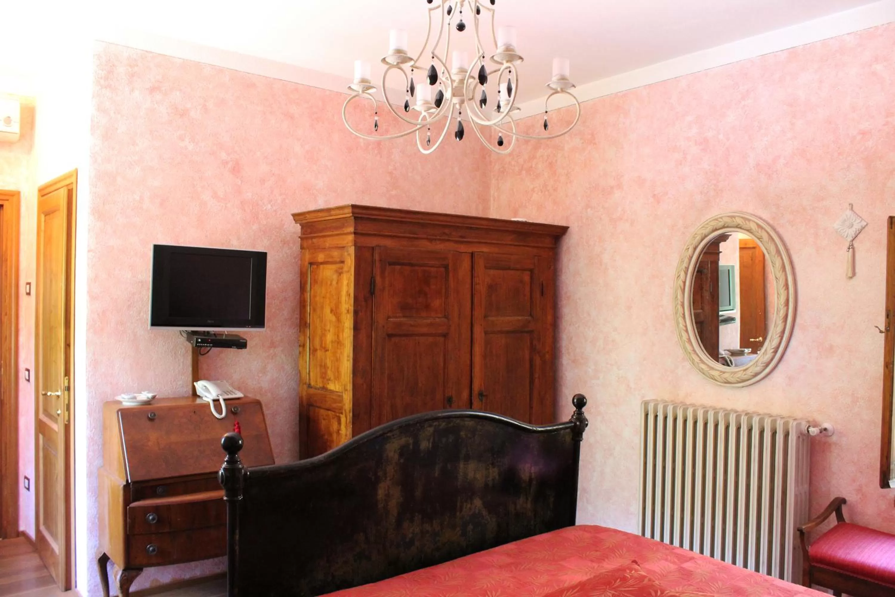 Bedroom, Bed in Ulivo Rosso