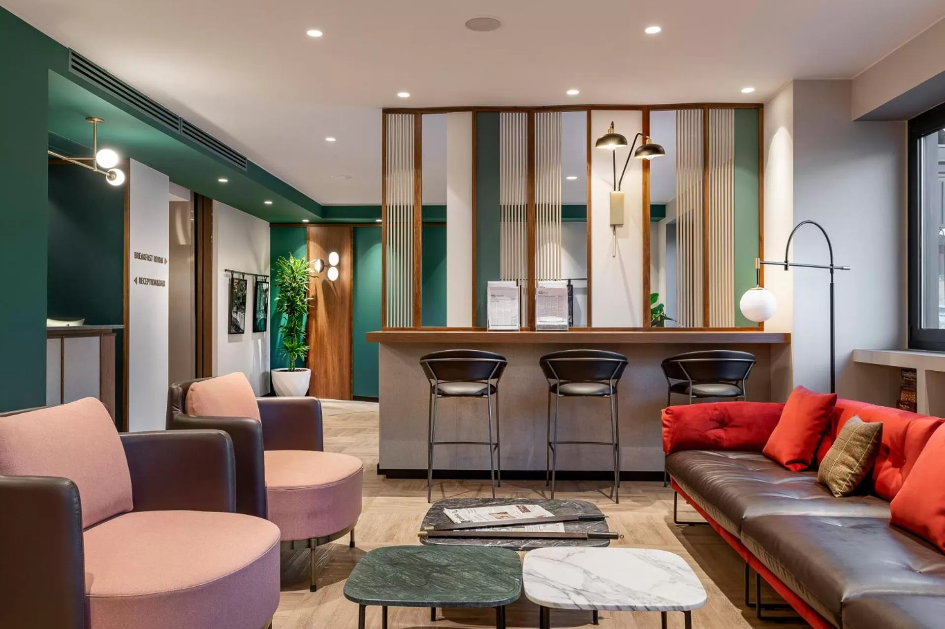 Living room in Hotel Canada