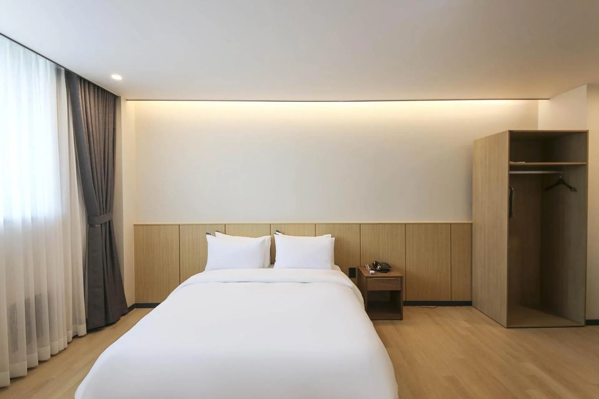 Bed in Benikea hotel