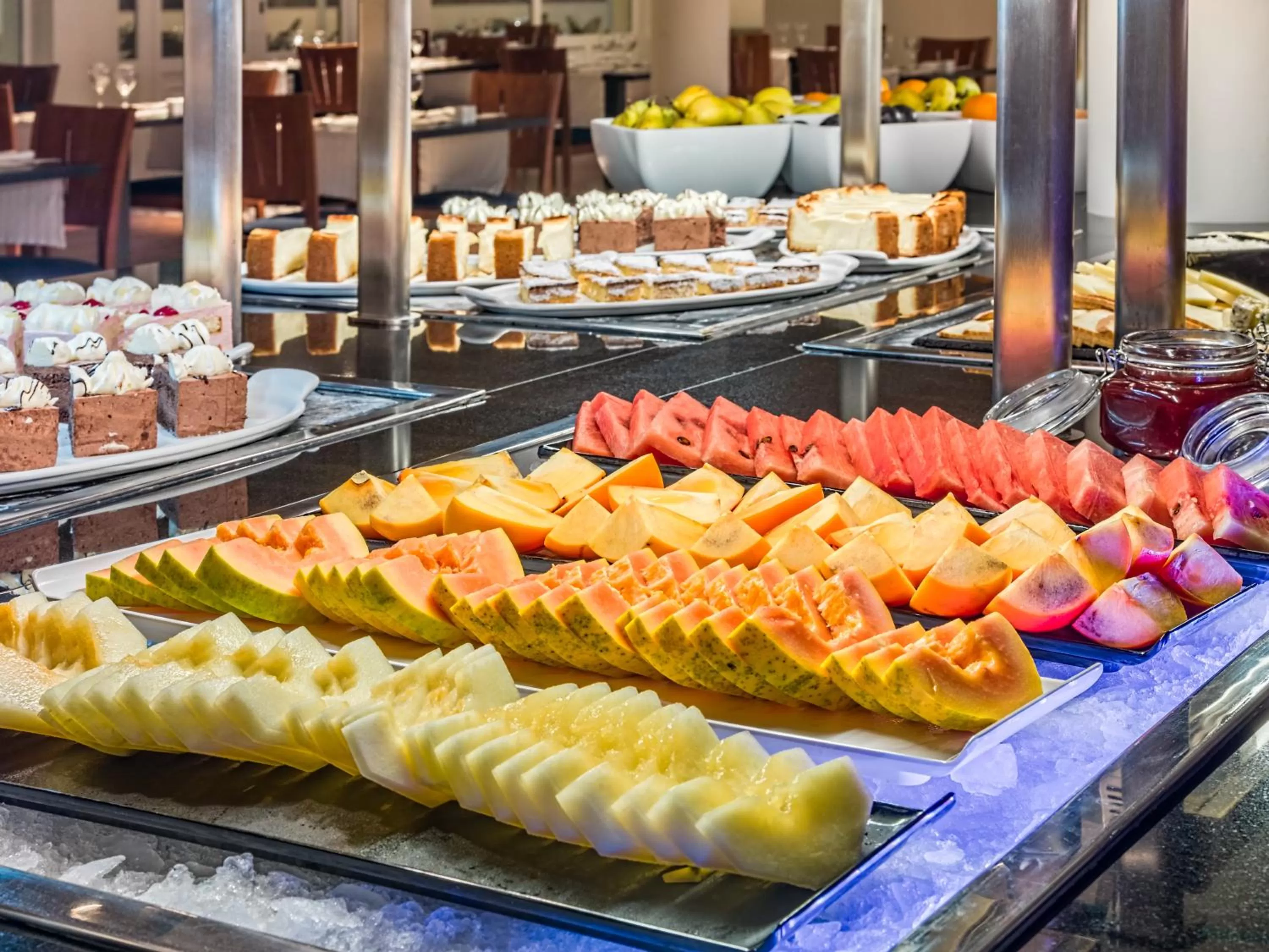 Food and drinks in H10 Ocean Suites