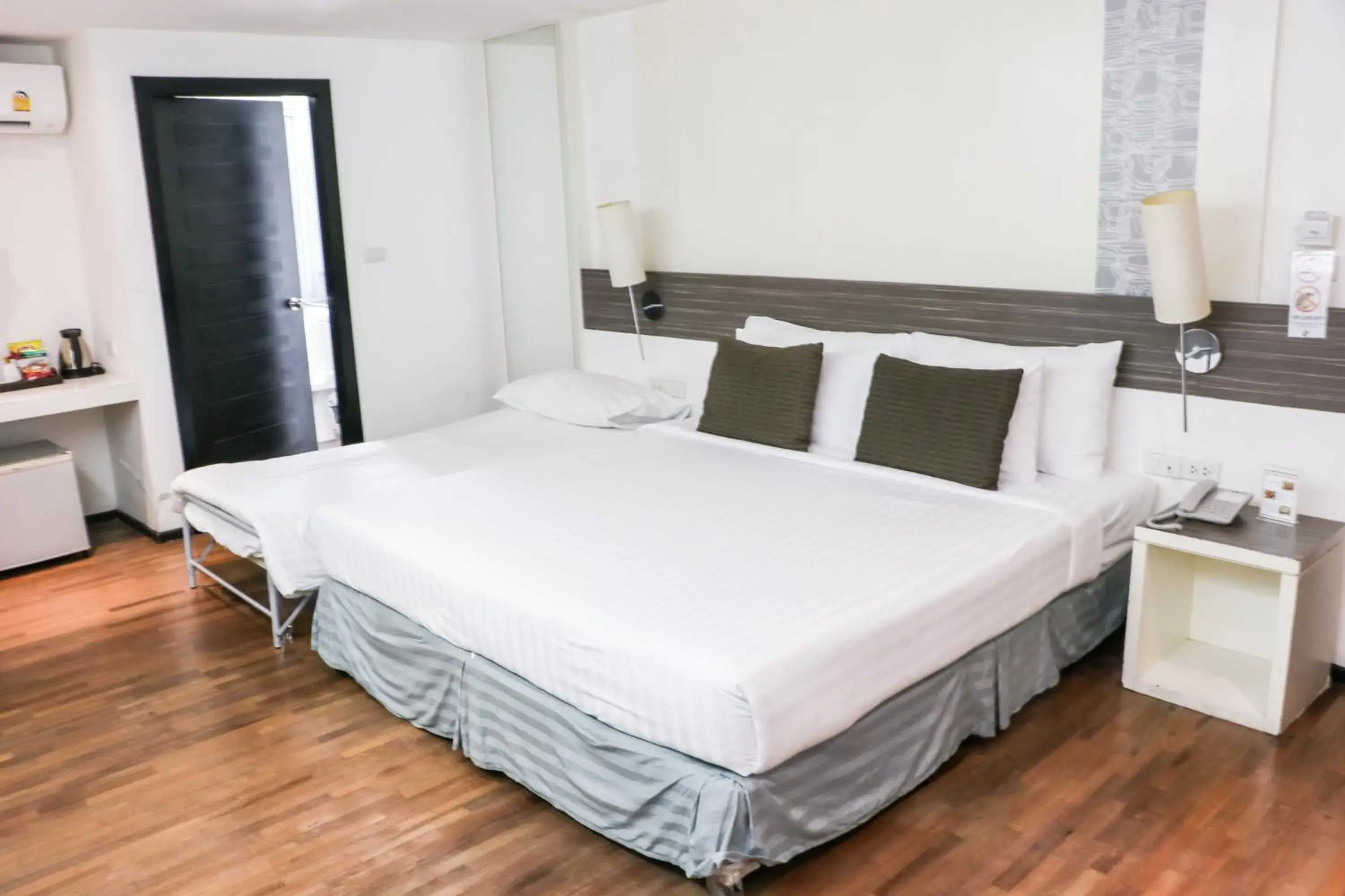 Deluxe Triple Room in The Mini R Ratchada Deluxe Triple Room in The Mini R Ratchada