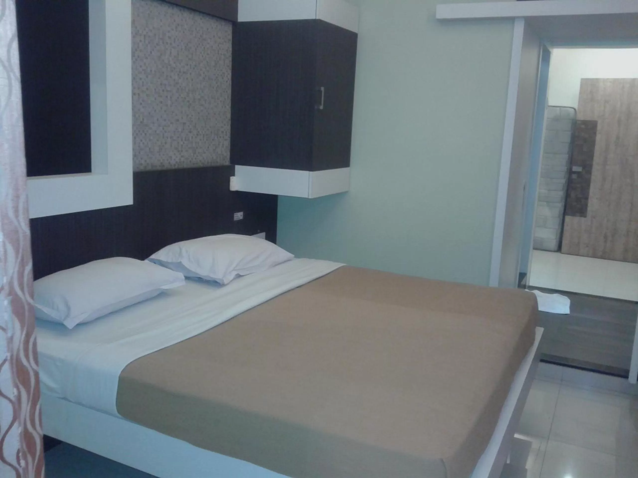 Bedroom in Hotel Sham Suman, Kolhapur- Opposite To Mahalaxmi Temple