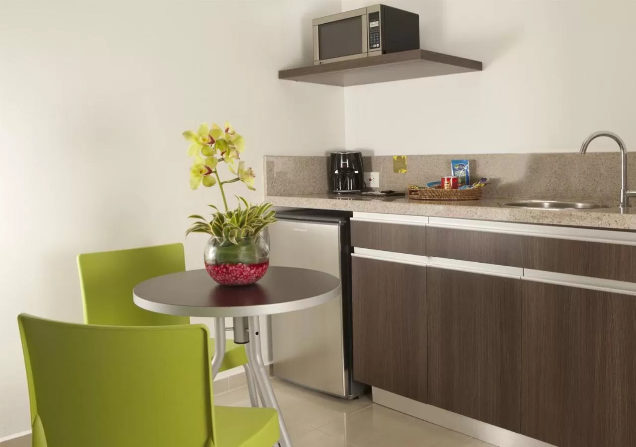 Photo of the whole room in San Simon Hotel Pereira By Soratama