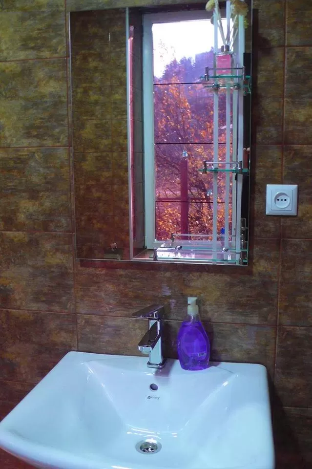 Bathroom in Hotel Newland