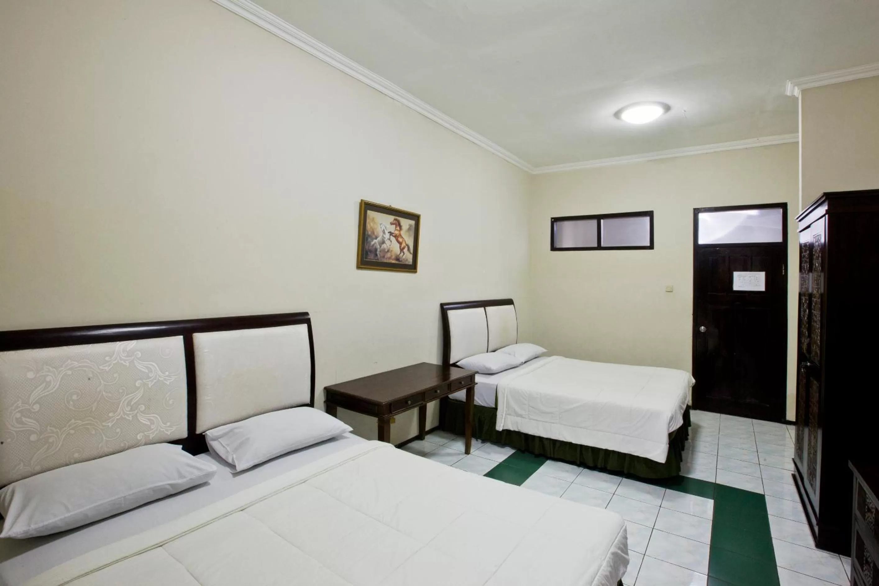 Bedroom, Bed in Hotel Galuh Anindita