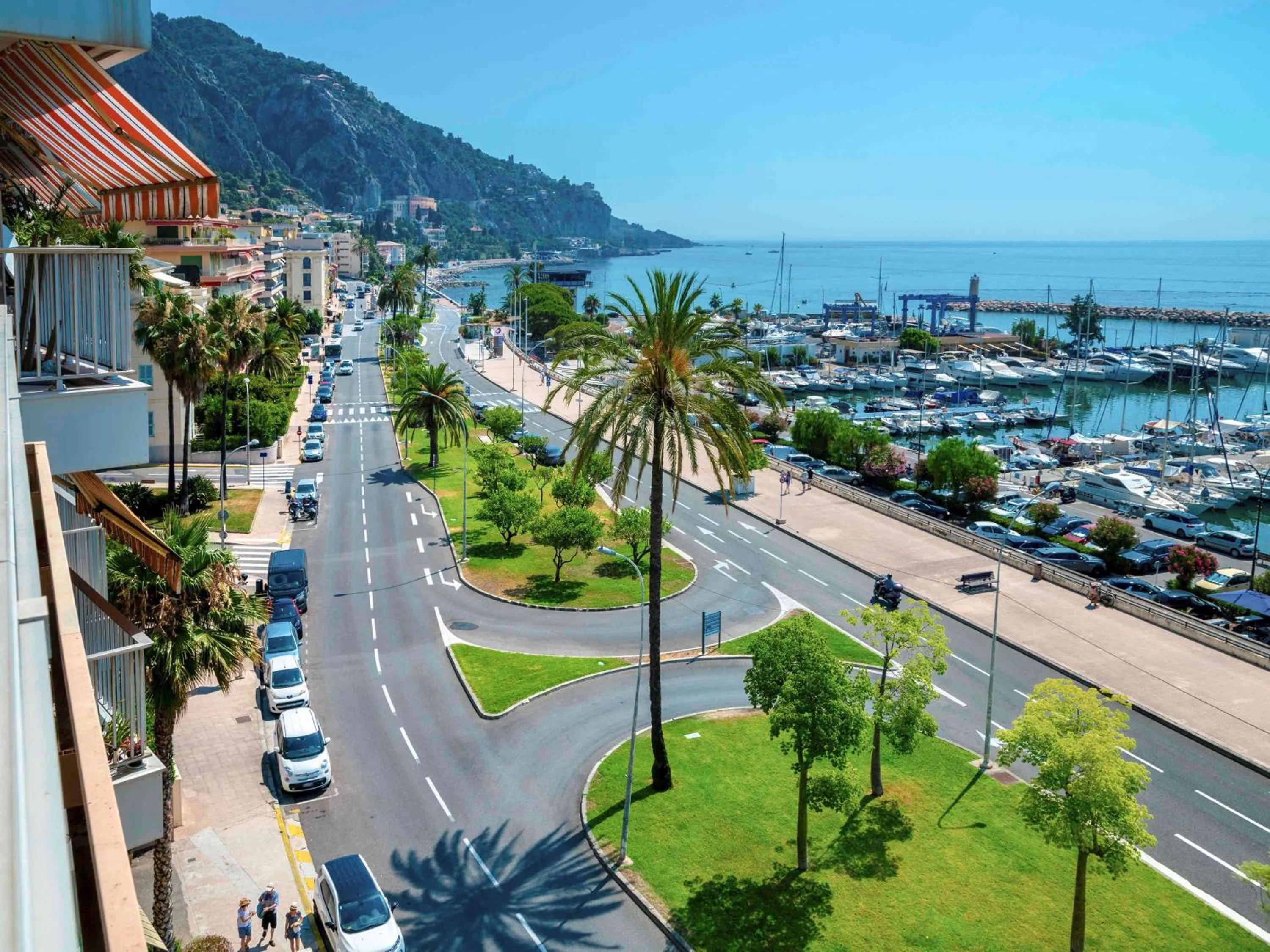 Photo of the whole room in ibis budget Menton Bord de Mer