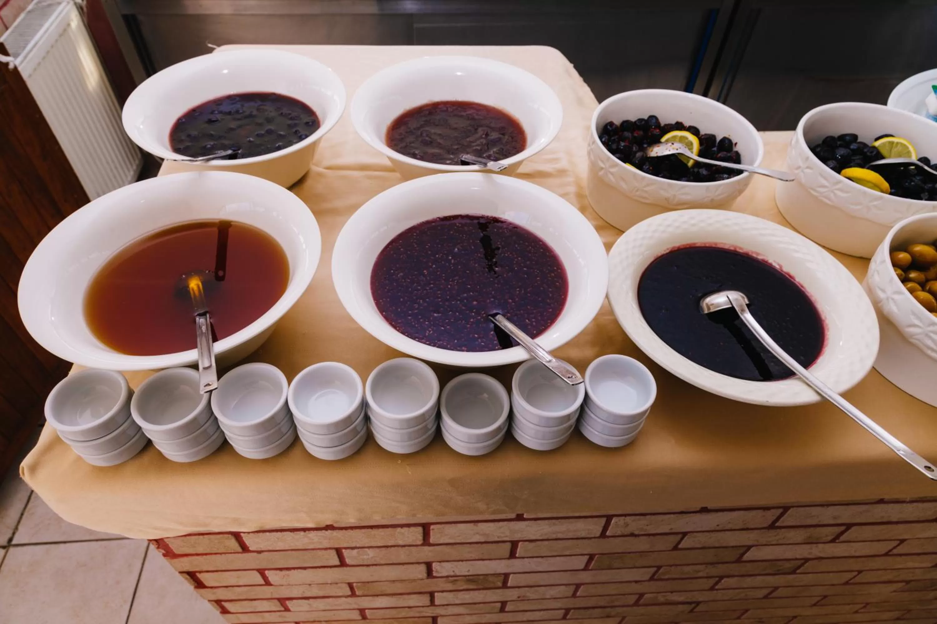 Library in Hotel Saba