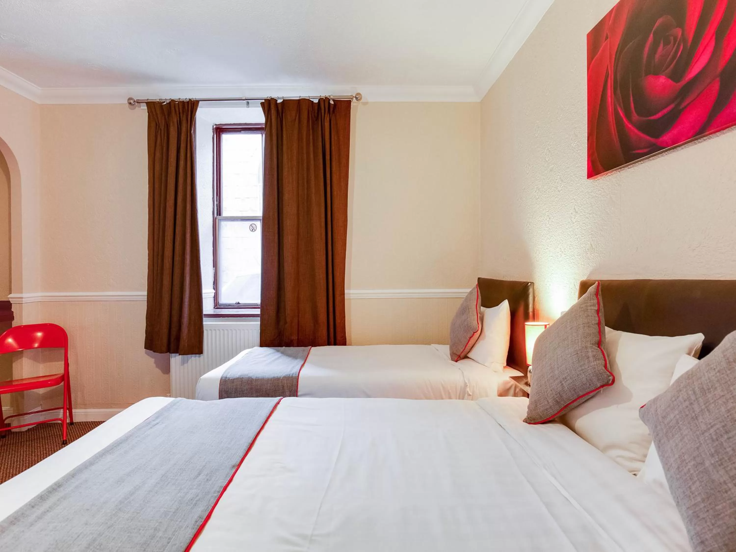 Bedroom, Bed in Lost Guest House Peterhead