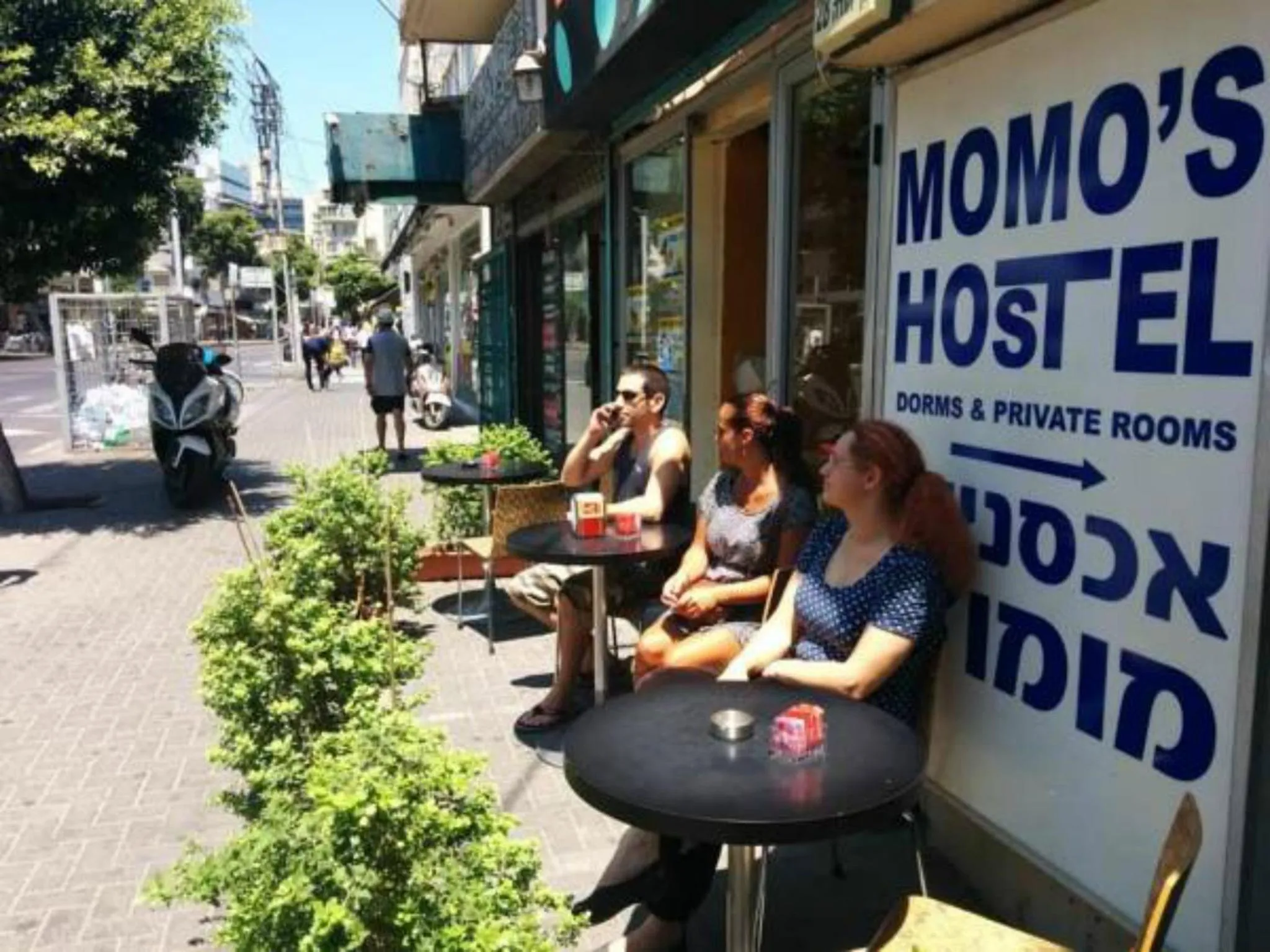 Momo's Hostel