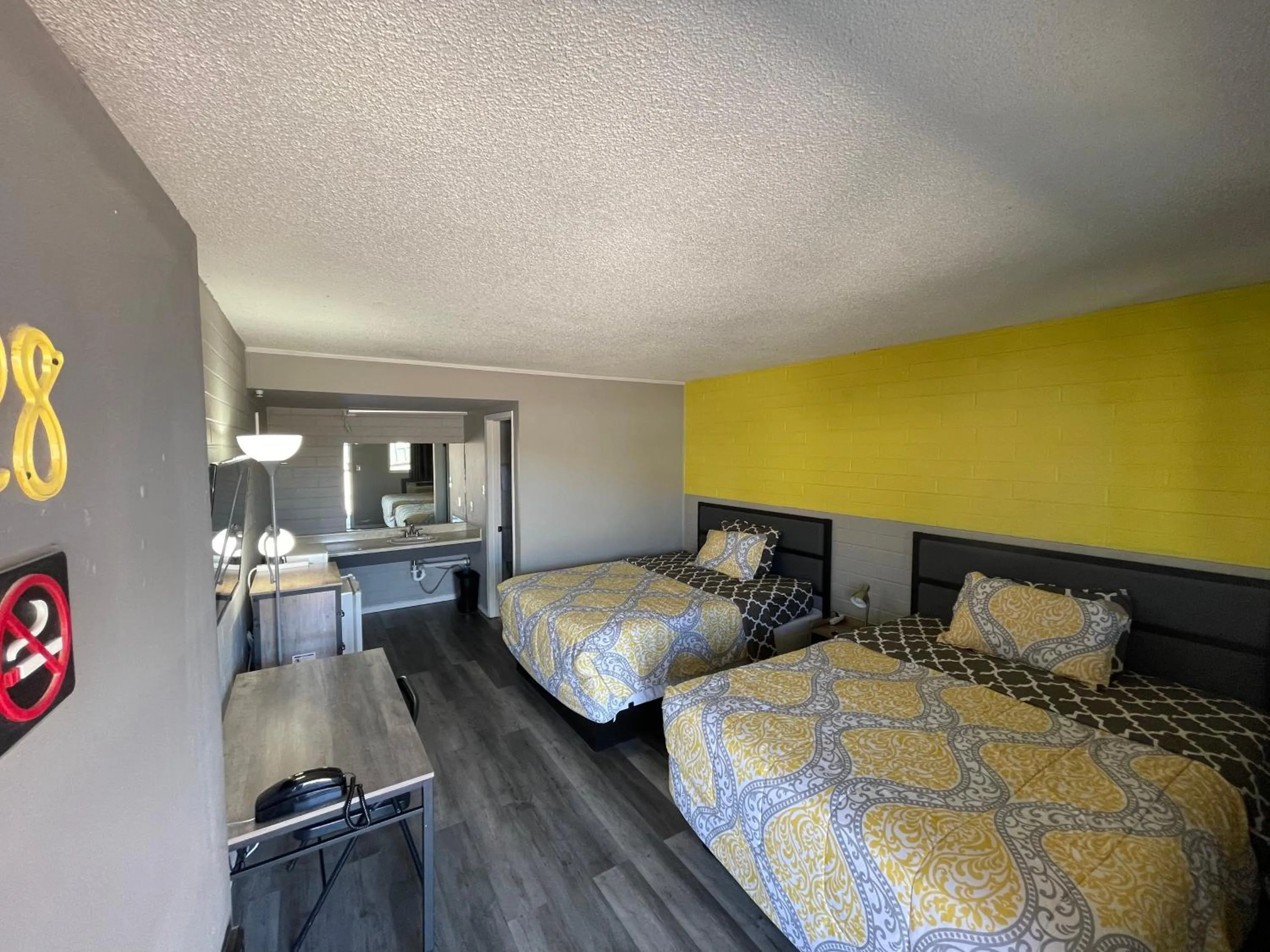 Bed in Belle Aire Motel