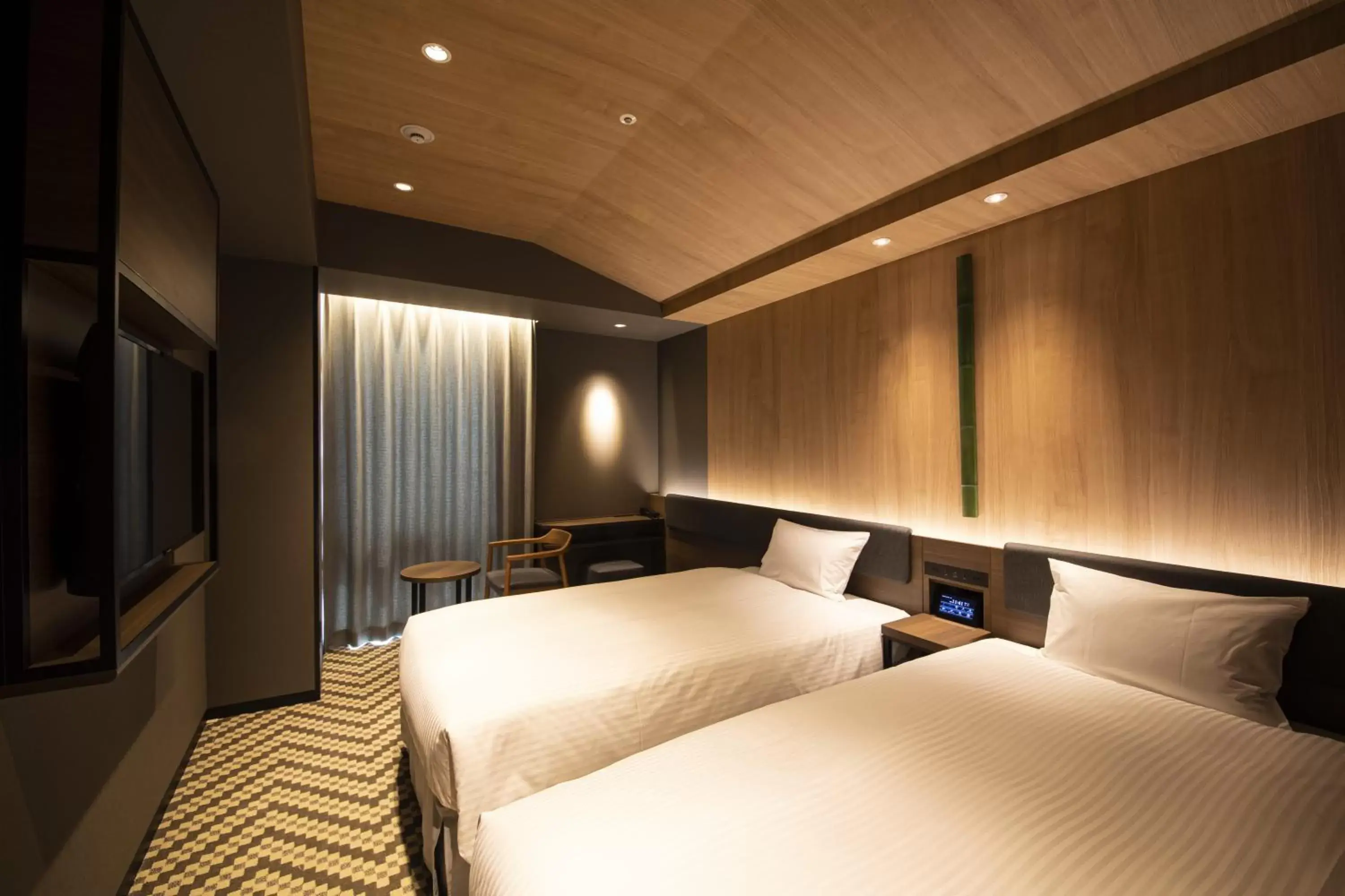 Twin Room - Non-Smoking in Hotel Keihan Tenmabashi Ekimae Twin Room - Non-Smoking in Hotel Keihan Tenmabashi Ekimae