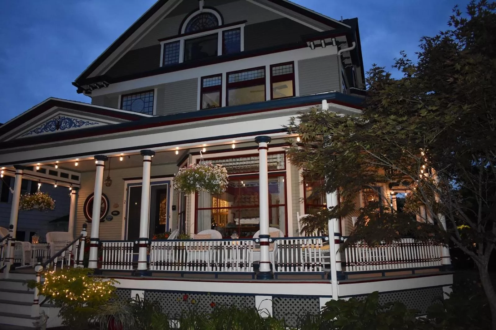 Facade/entrance in 2W Lake