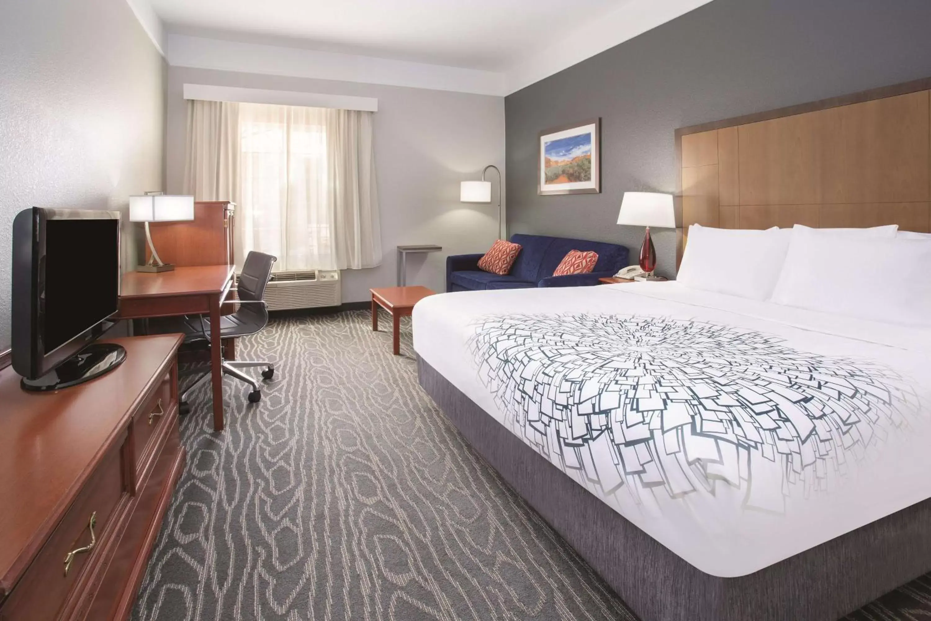 Deluxe King Room - Non-Smoking in La Quinta by Wyndham Gallup Deluxe King Room - Non-Smoking in La Quinta by Wyndham Gallup