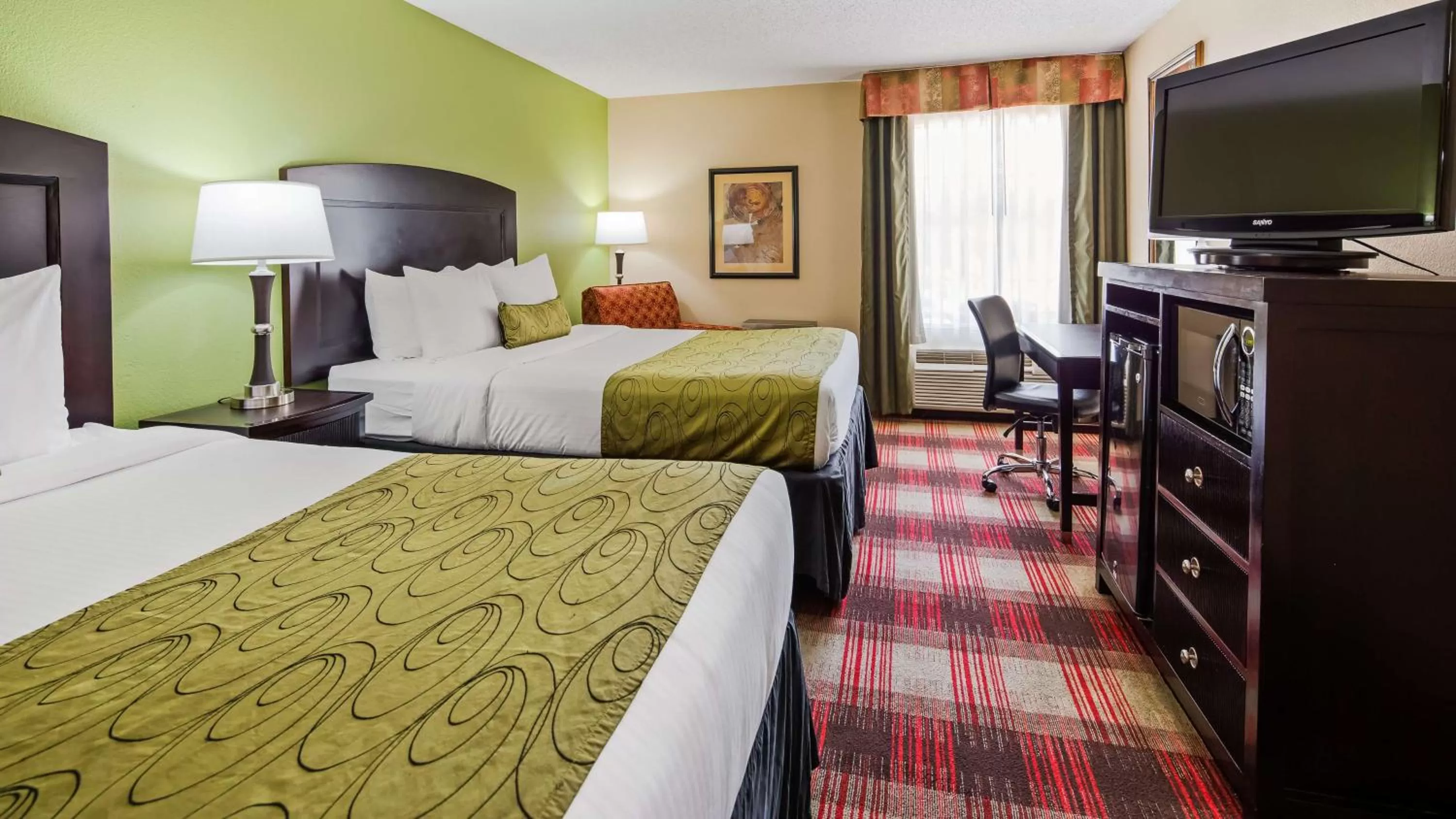 Queen Room with Two Queen Beds and Roll-In Shower- Disability Access in Best Western Plus Addison/Dallas Hotel