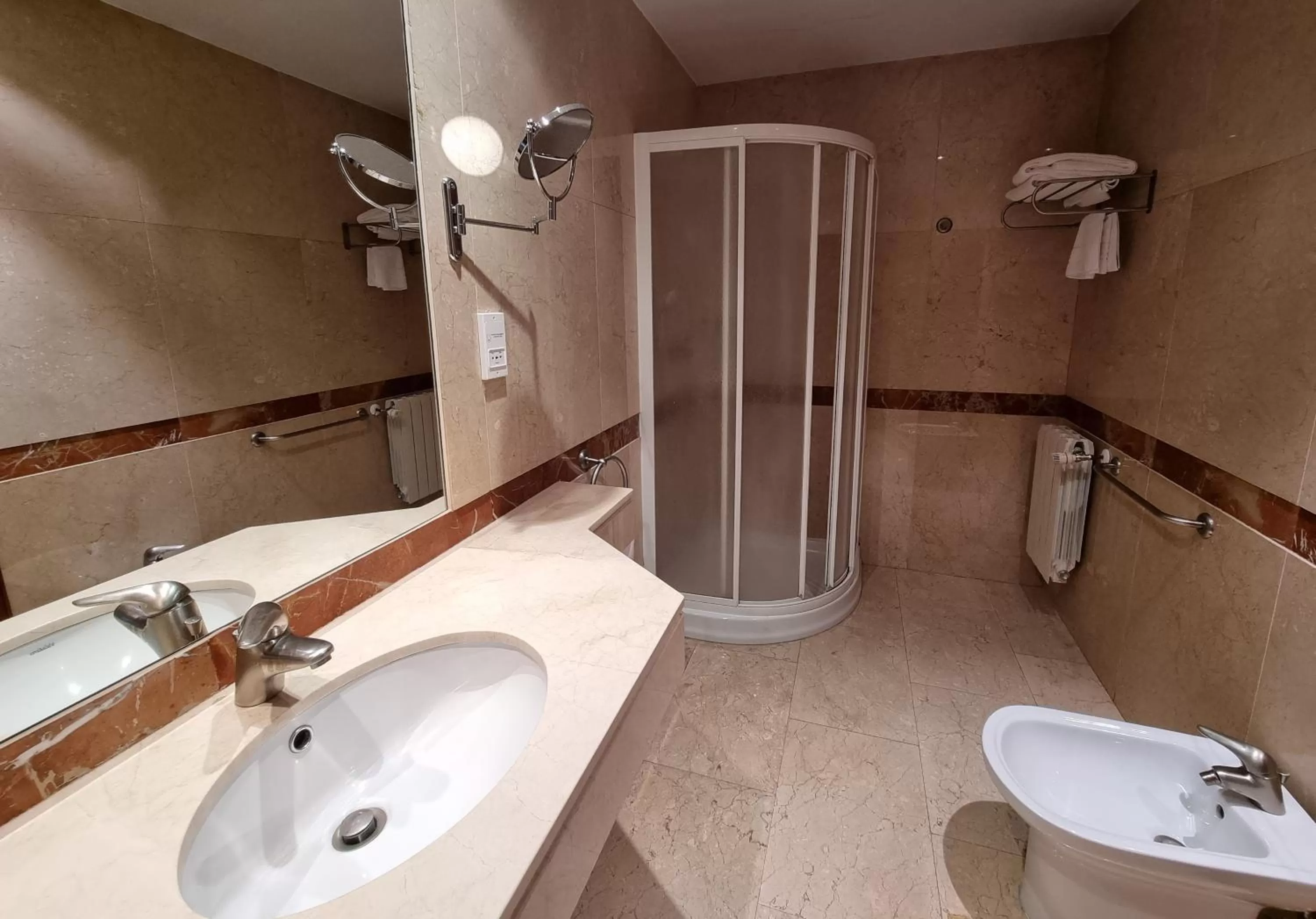 Property building in Hotel Gran Legazpi